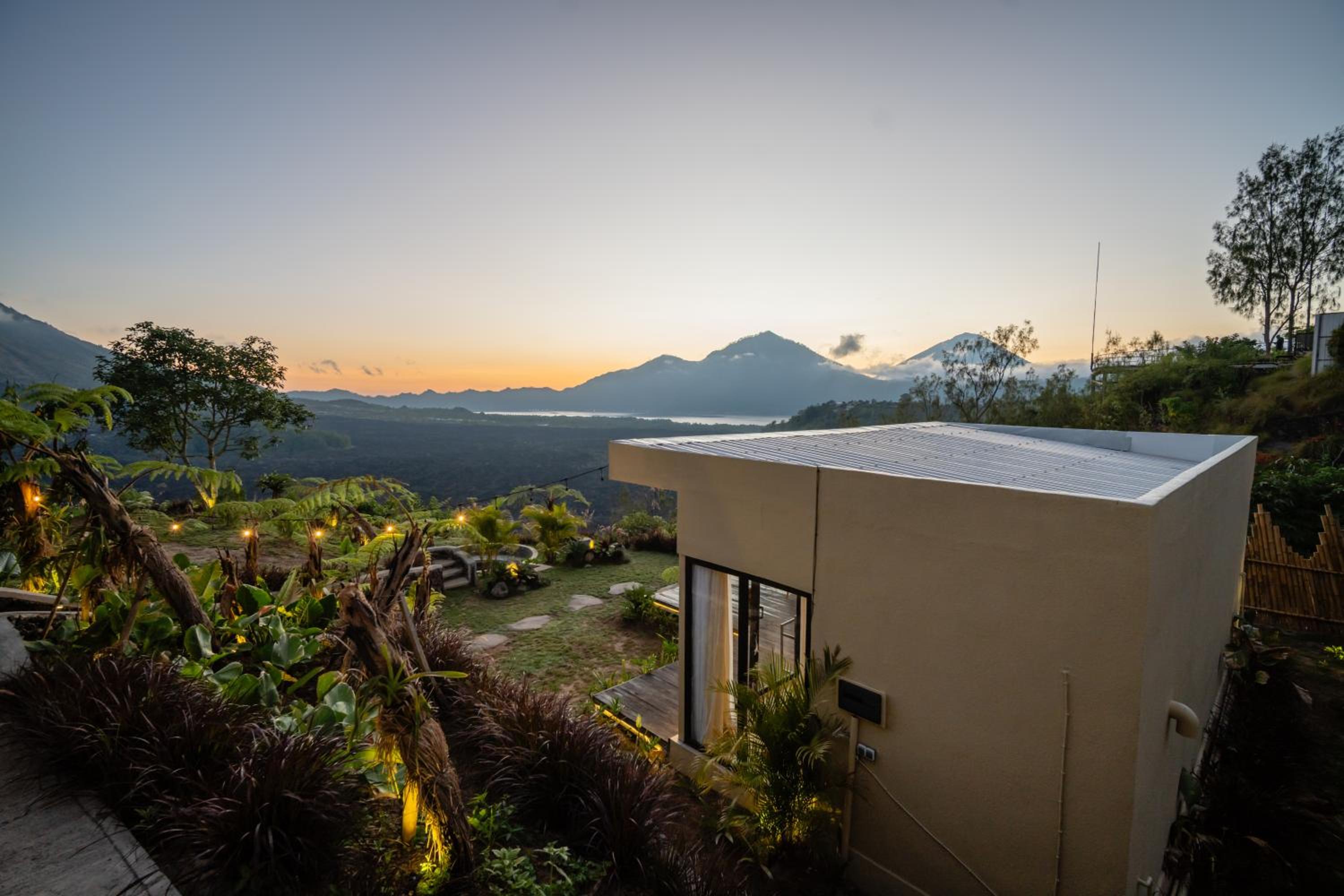 Stone Ridge Kintamani