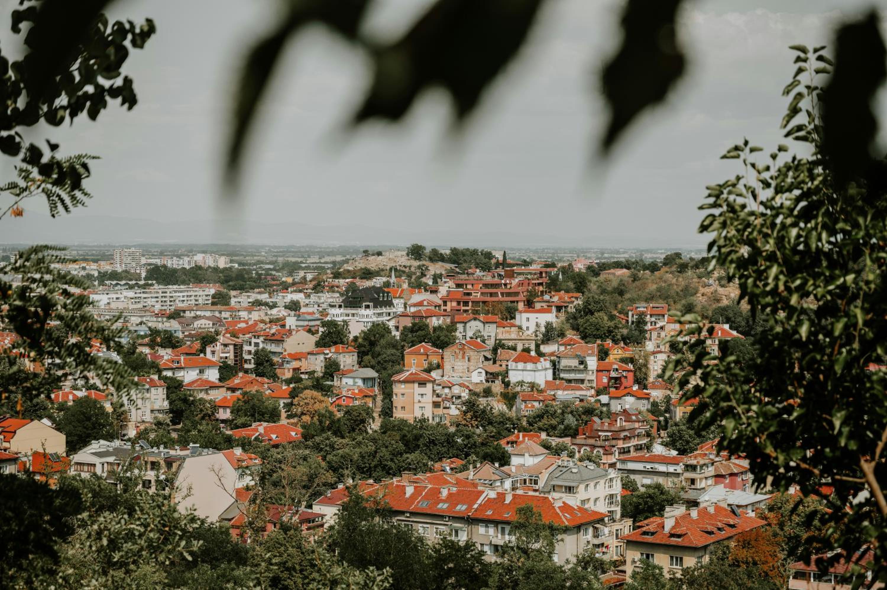 Quiet & Comfy 1BR in the Heart of Plovdiv with Private Balcony