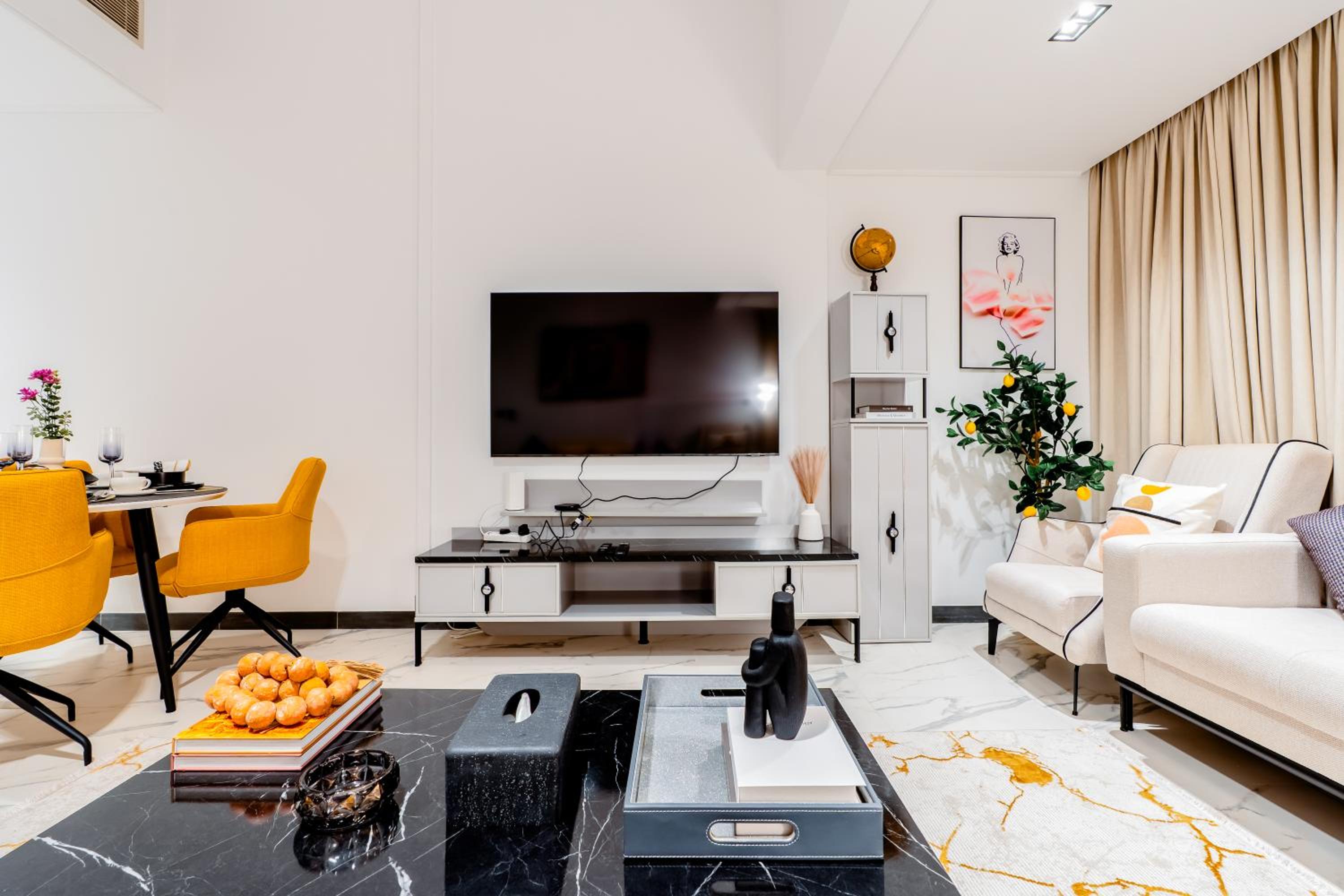 Luxurious 1BR Retreat in MAG City Dubai