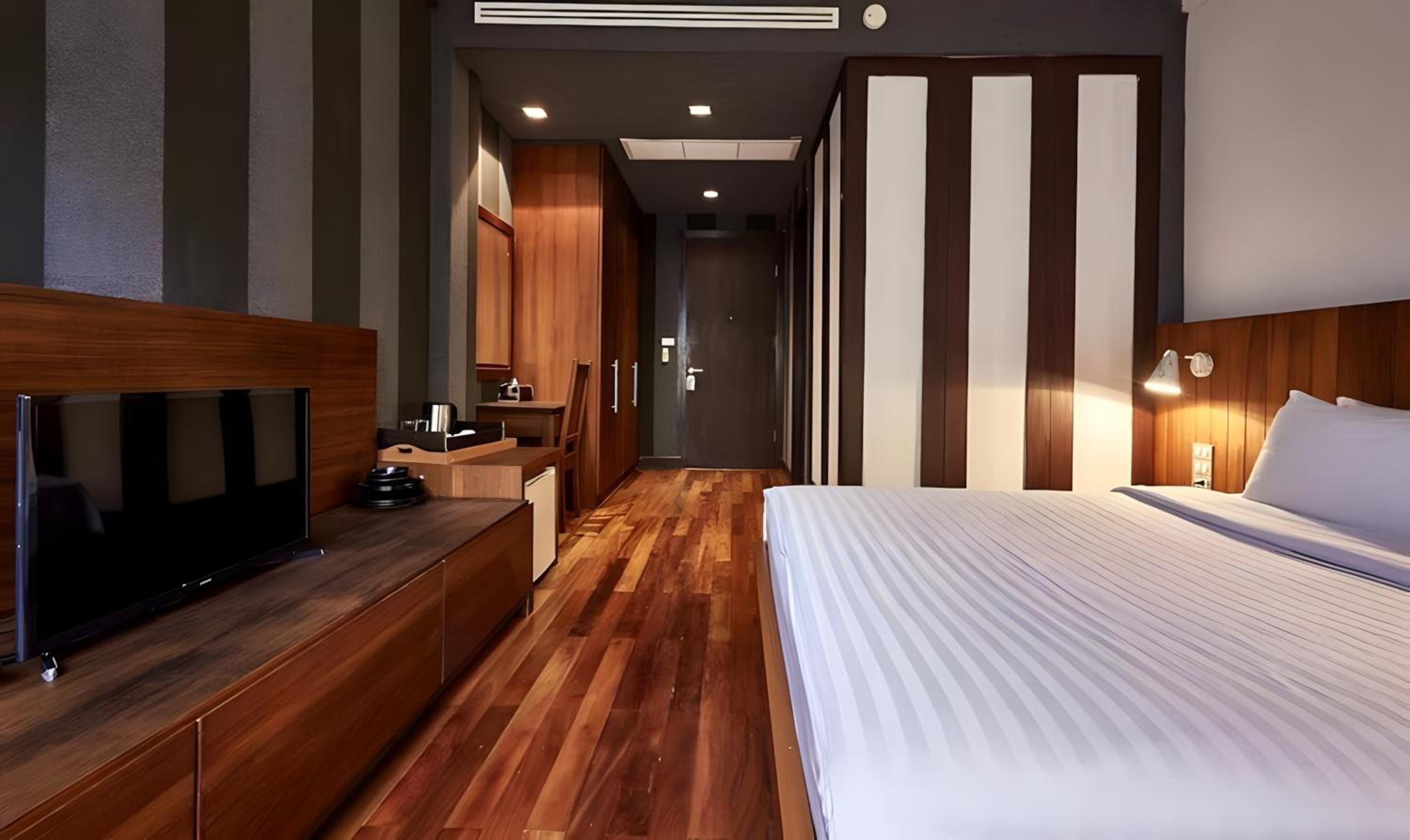 XX Wish Inn Silom Decho Road - วิช อินน์ สีลม เดโช