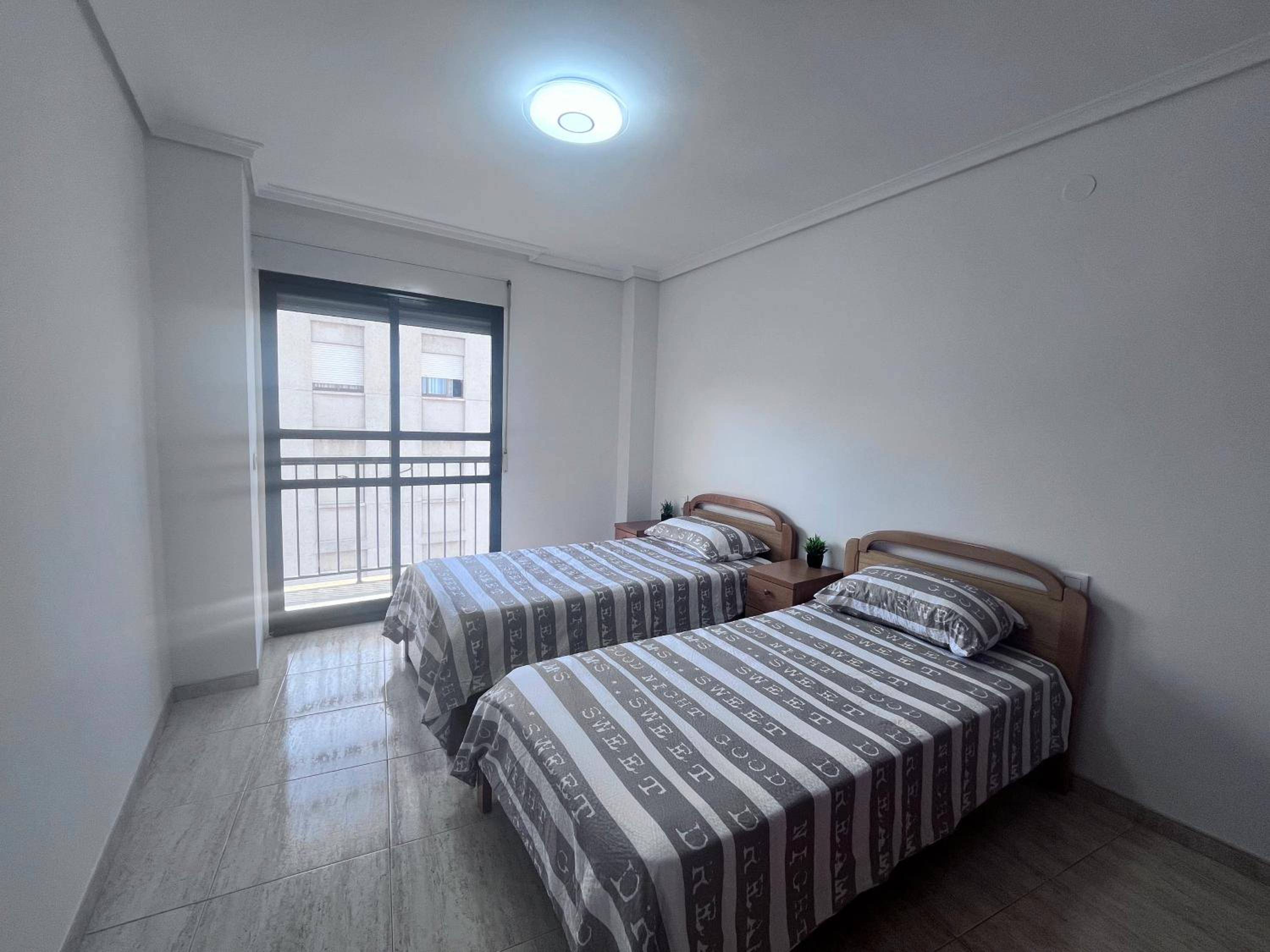 Casa Blanca - apartamento en Gandia
