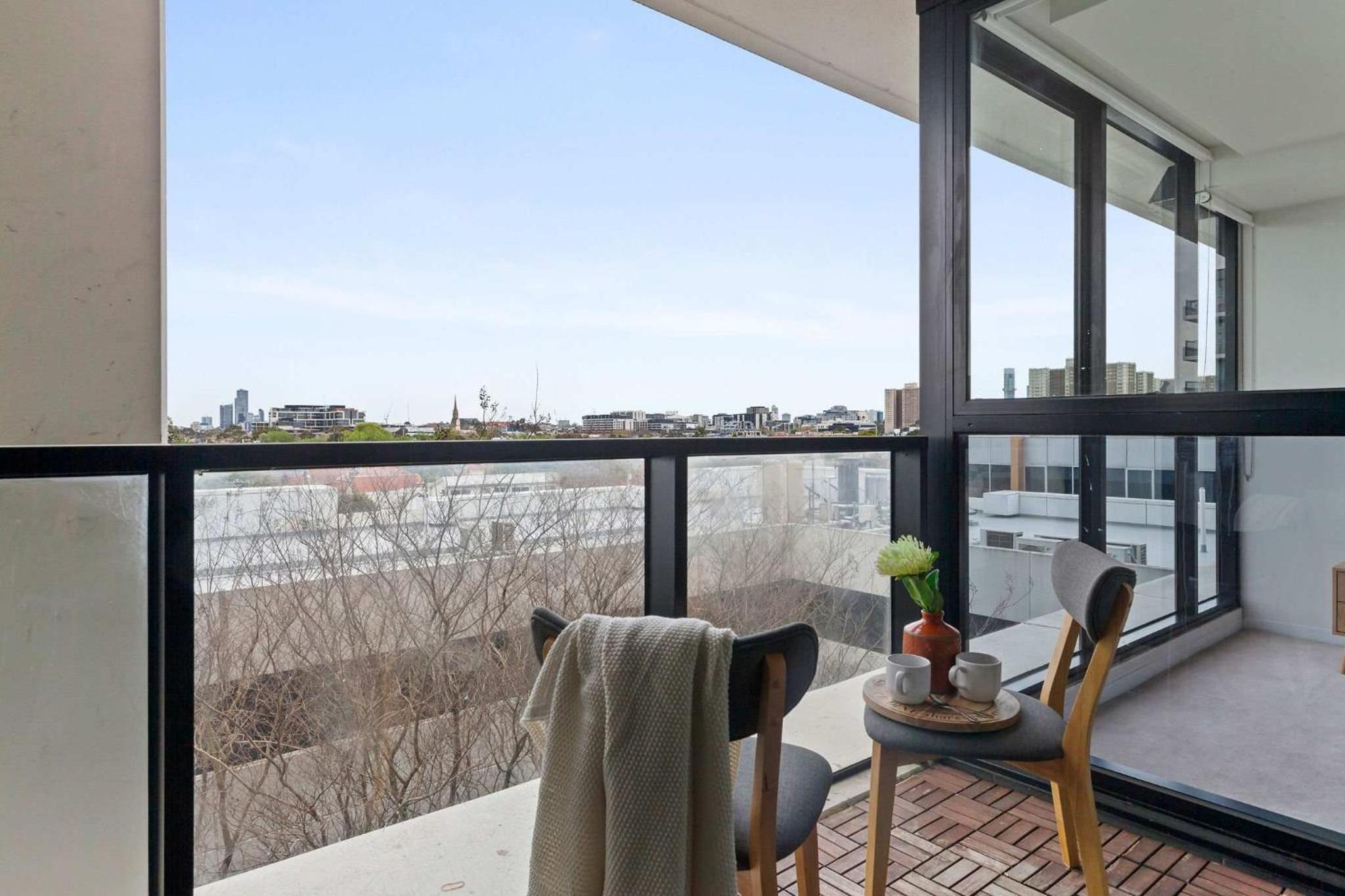 Comfy 2BR Apt Near the Yarra River