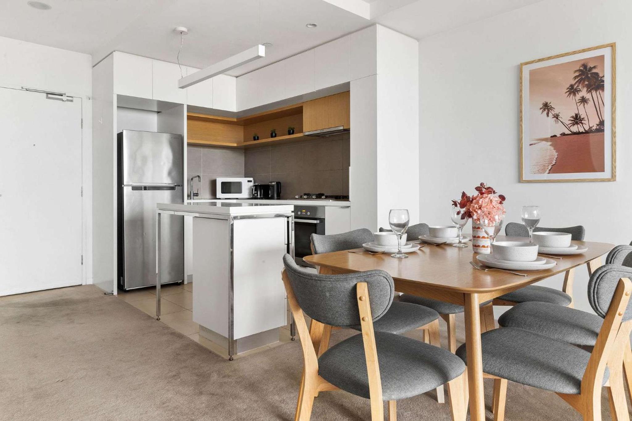 Comfy 2BR Apt Near the Yarra River