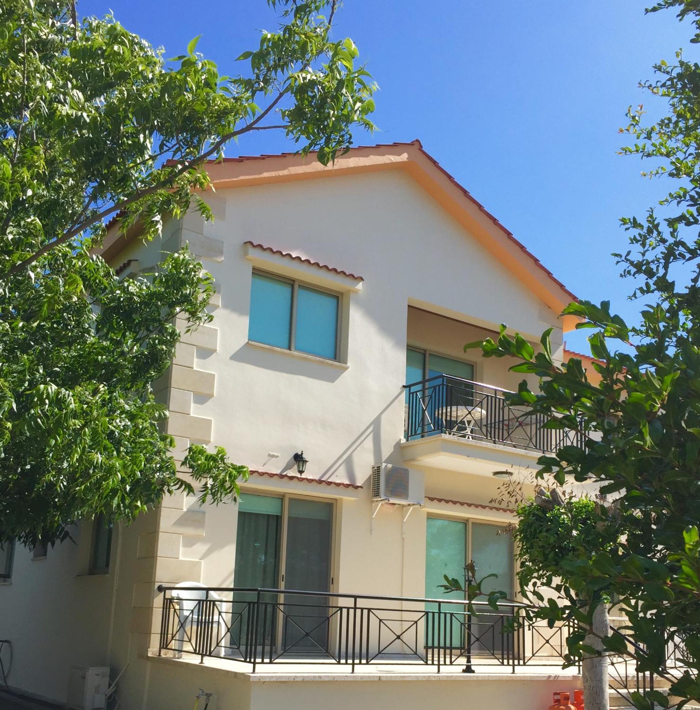 Himonas Apartments