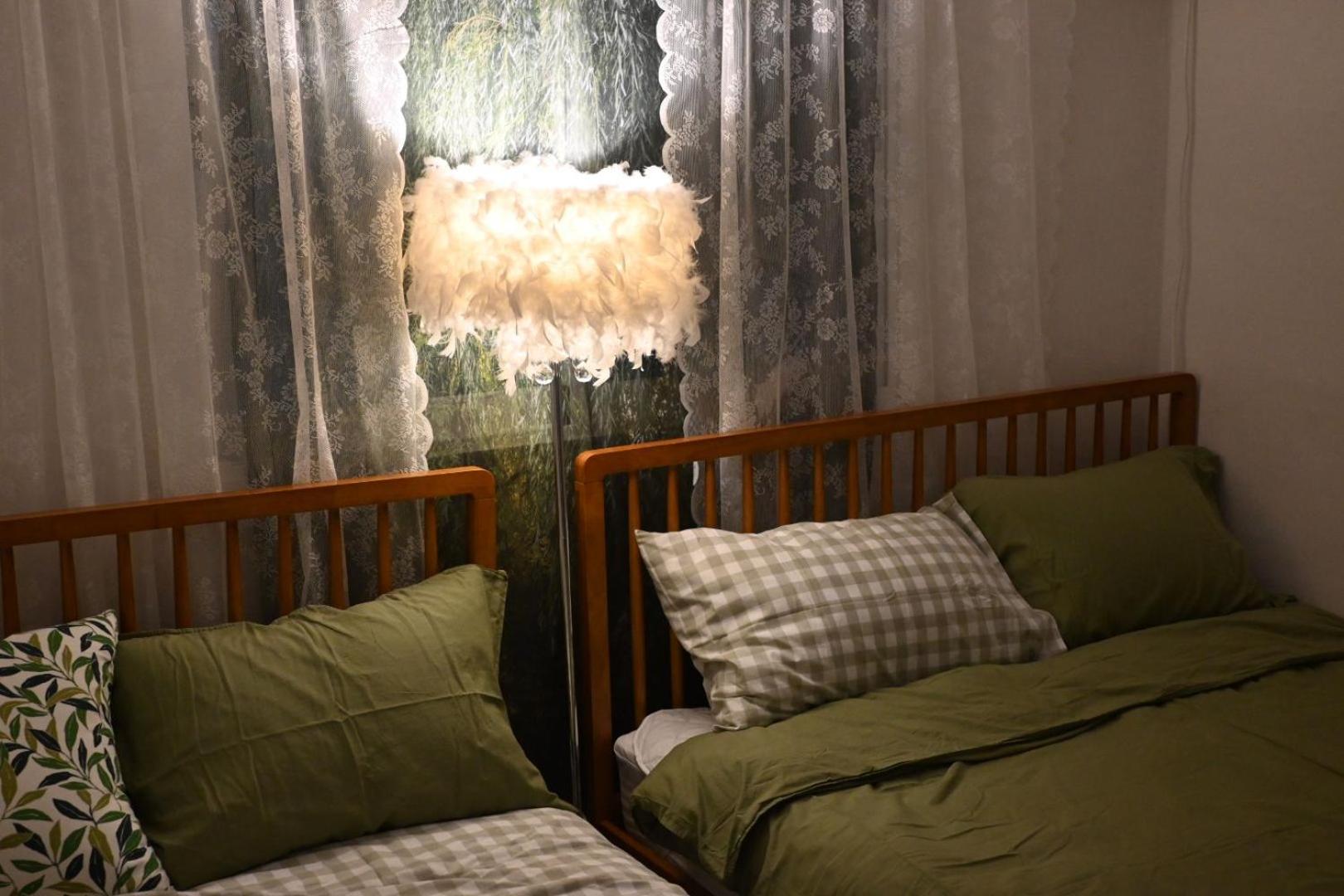 Airport Bus Direct, 5min to Hongdae,Hapjeong,K-POP,Gangnam,Entire Home