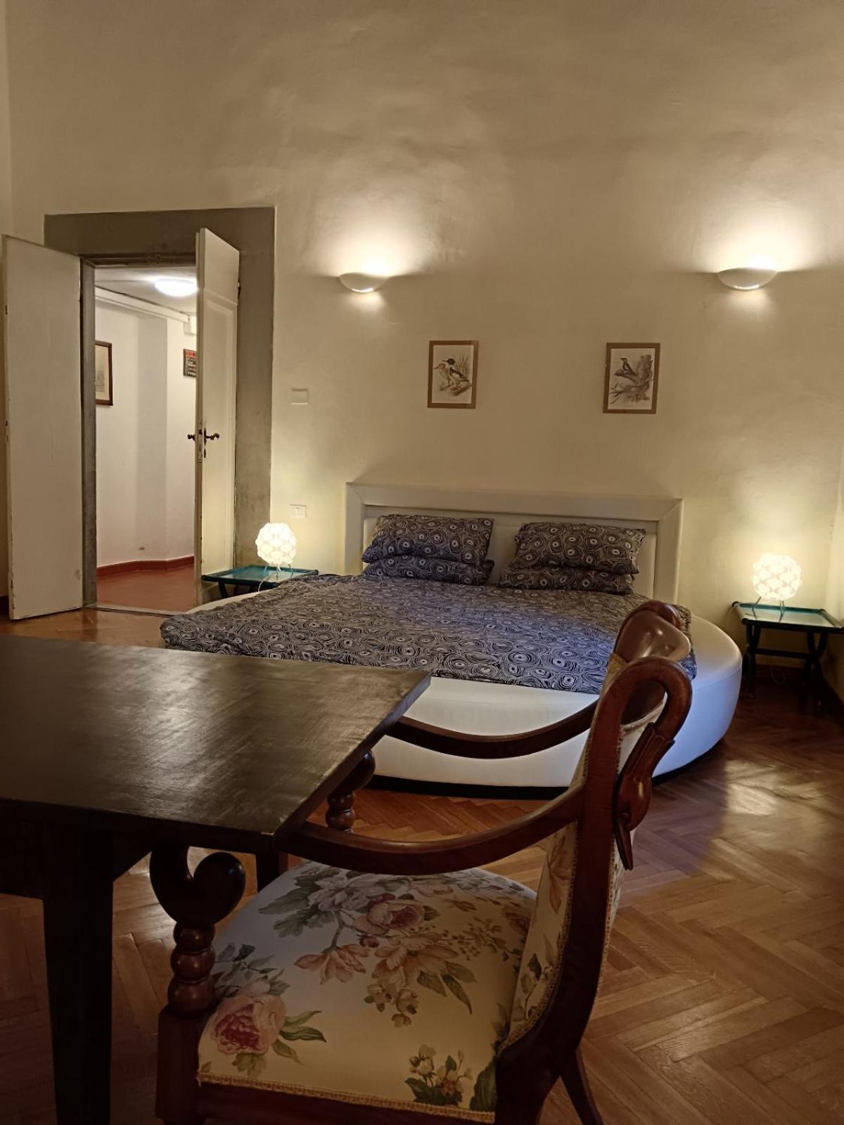 LUNA in Villa Storica, Garden and Parking, Lastrico Solare Esclusivo, Tramvia T1 Centro-Careggi