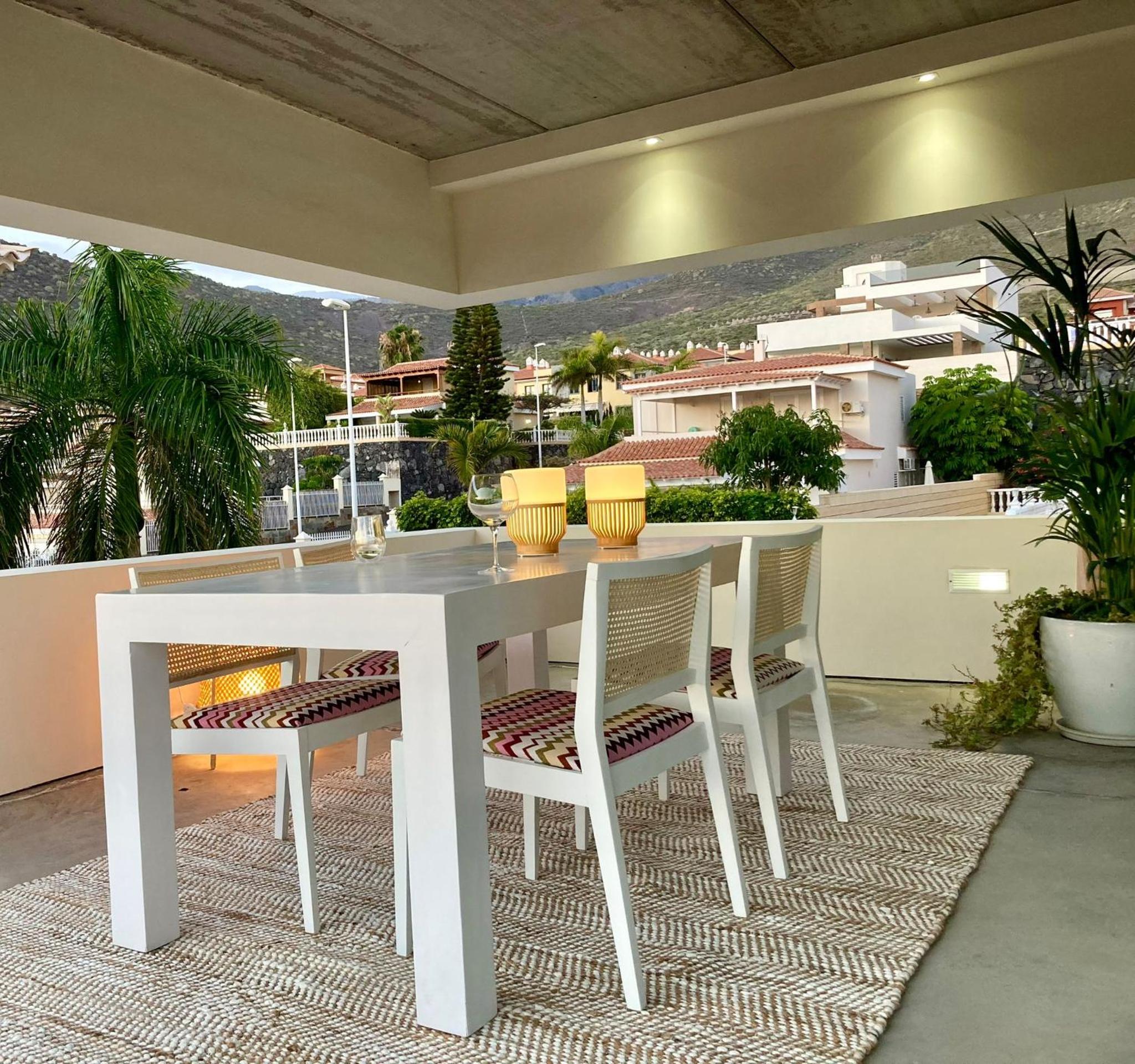 Private Pool & Jacuzzi, Villa Esperanza