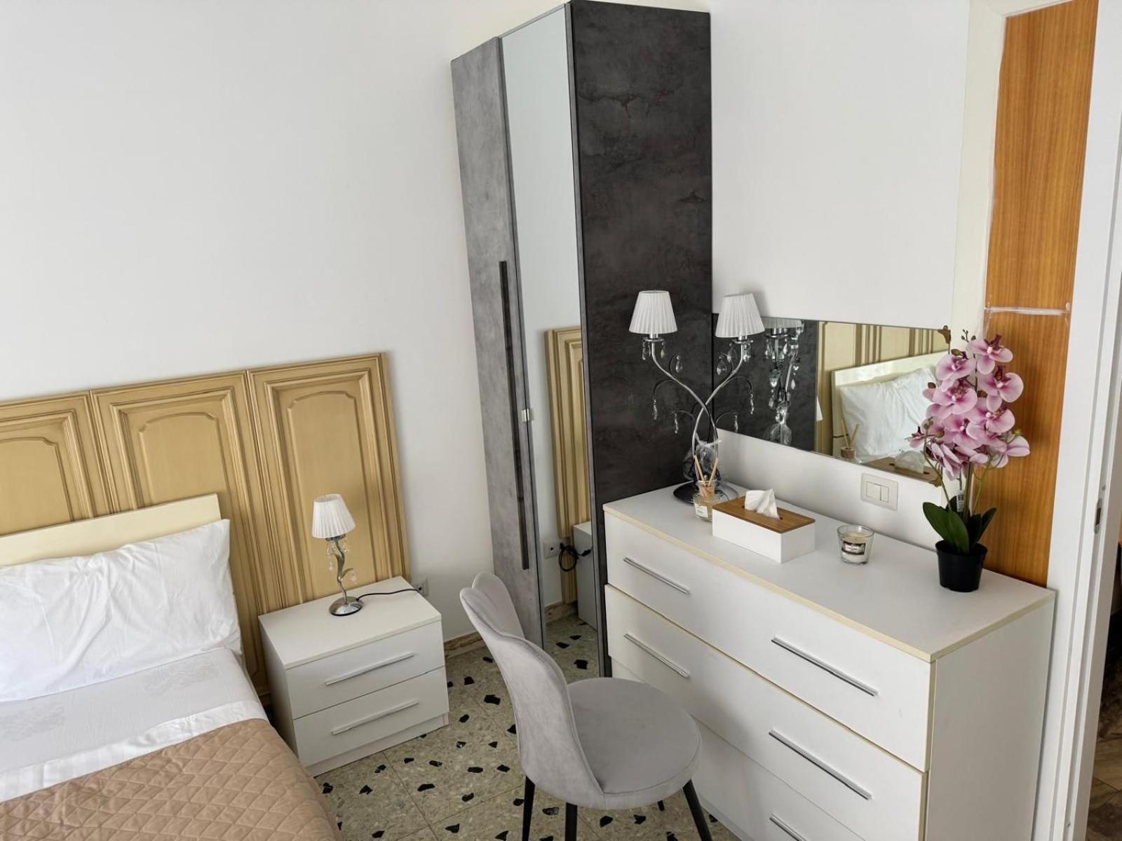 C D Candia Apartment