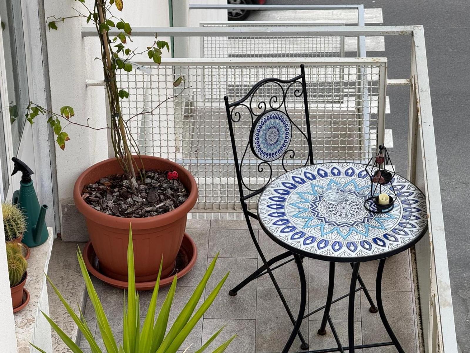 C D Candia Apartment
