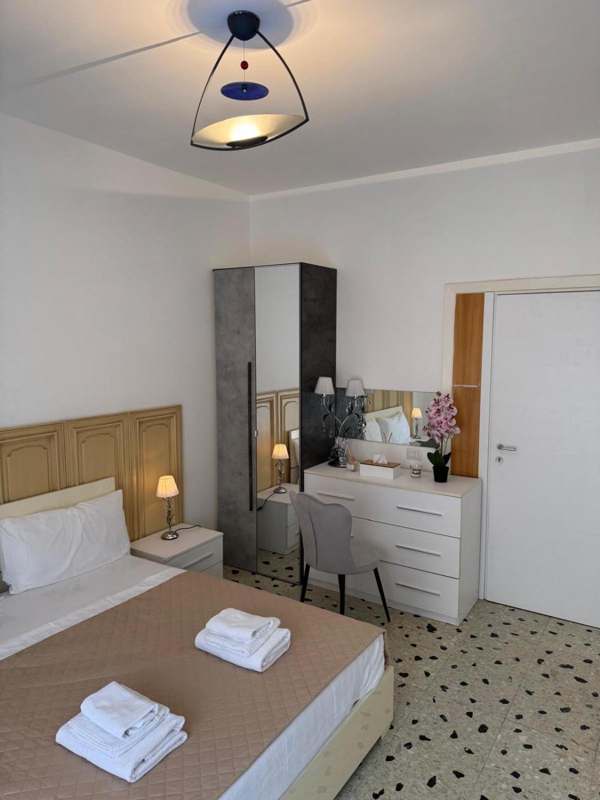 C D Candia Apartment