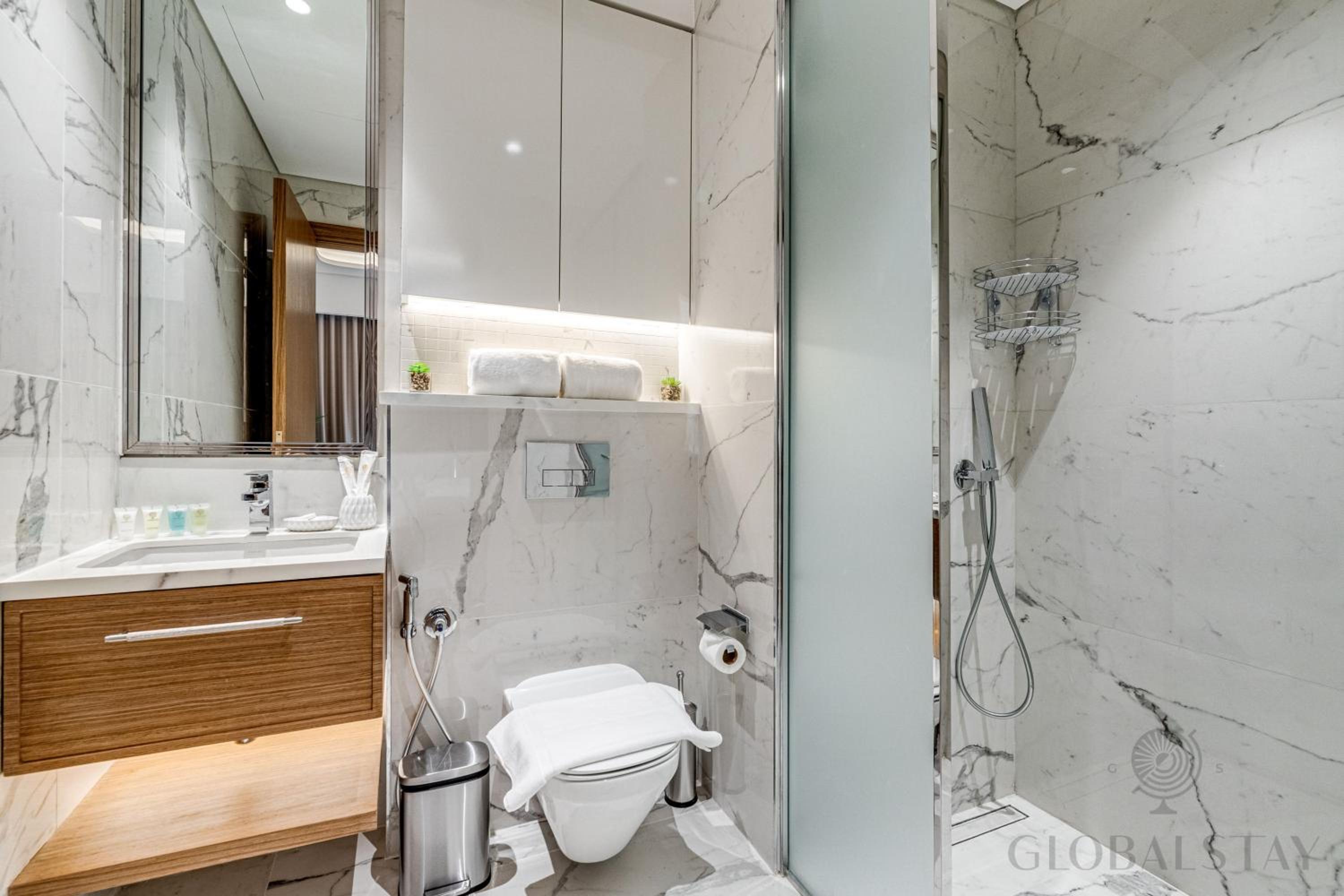 GlobalStay Azizi Riviera 67 Apartments Dubai