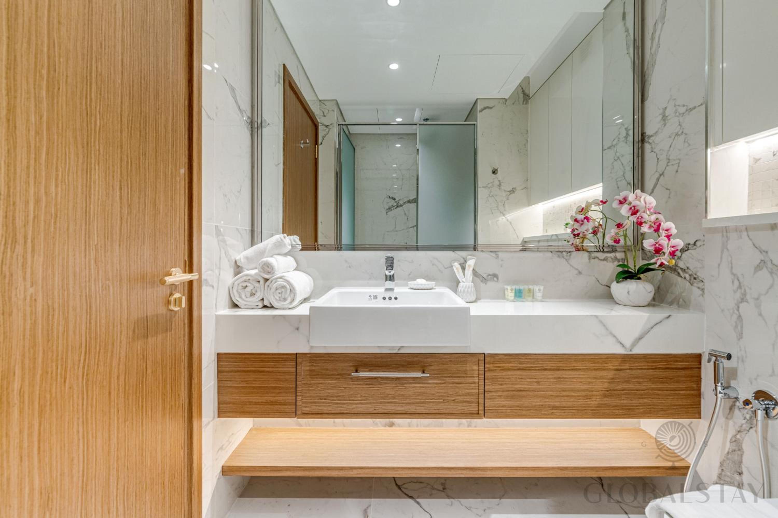 GlobalStay Azizi Riviera 67 Apartments Dubai
