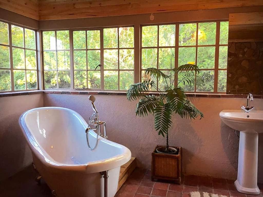 Victorian style cottage in Nyanga - 2096