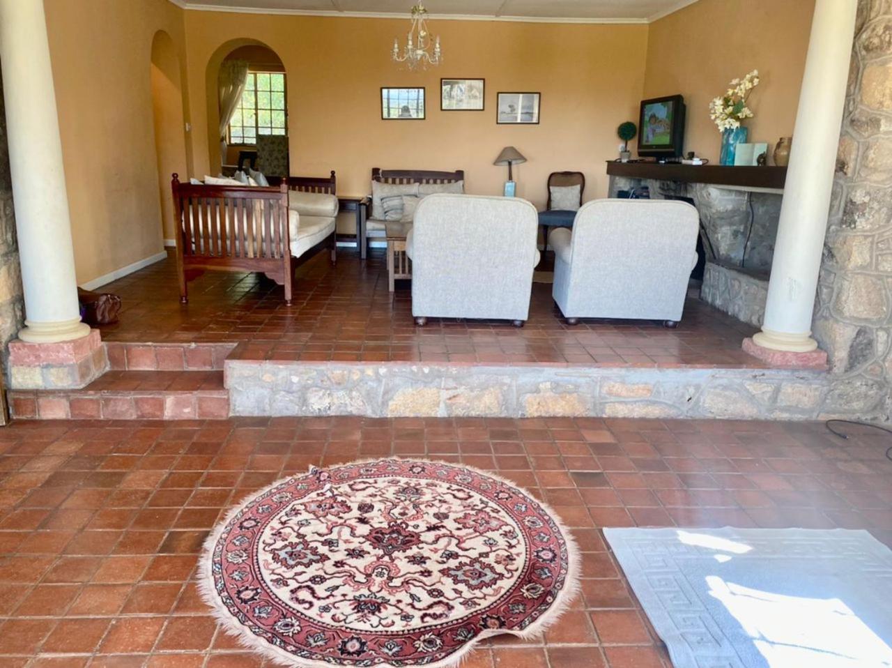 Victorian style cottage in Nyanga - 2096