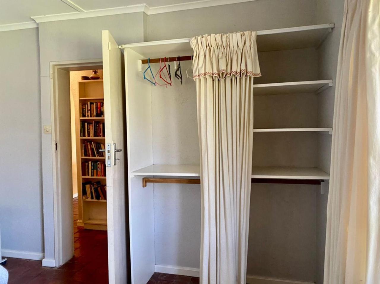 Victorian style cottage in Nyanga - 2096