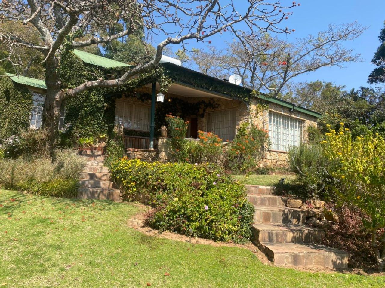 Victorian style cottage in Nyanga - 2096