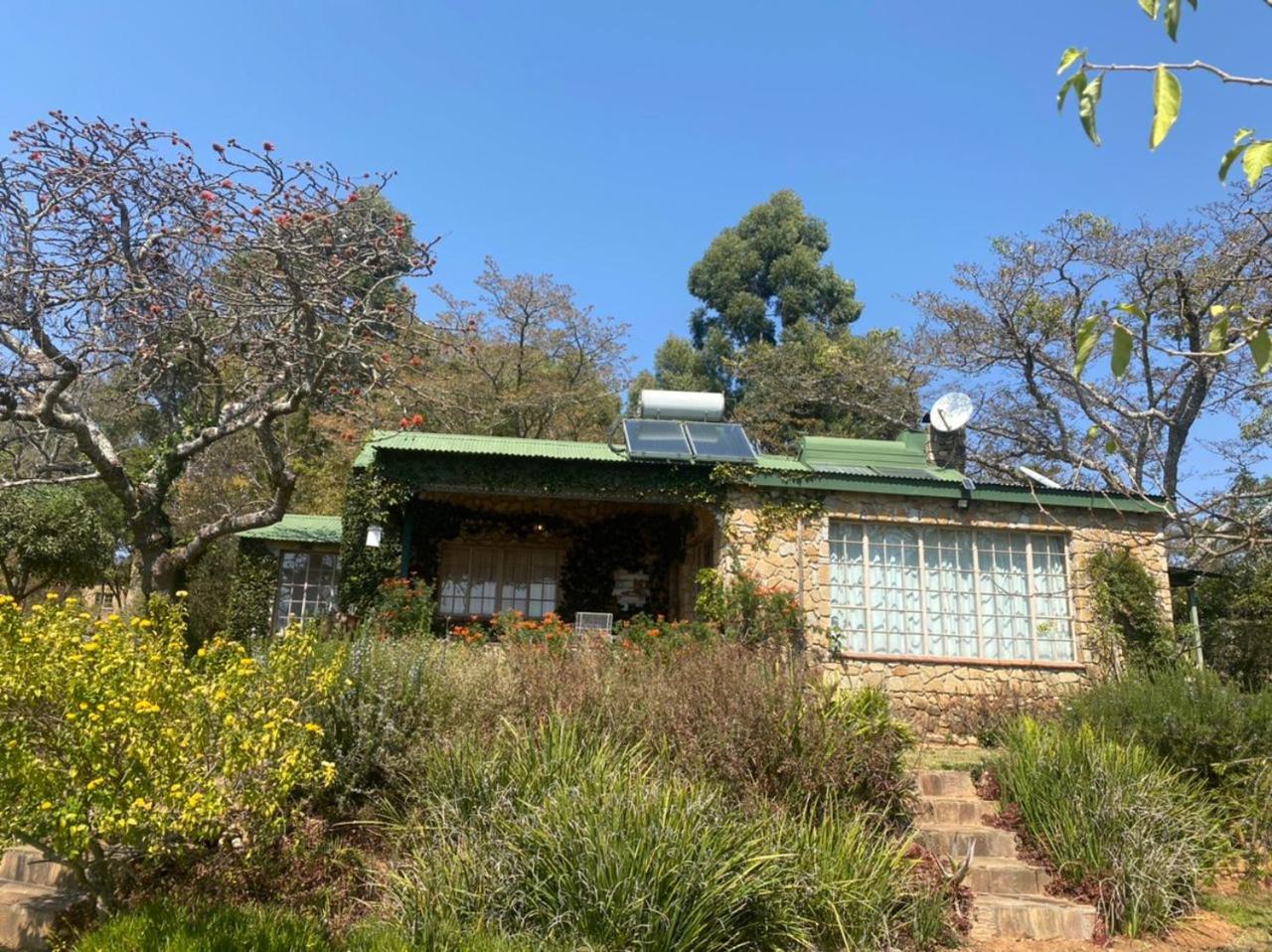 Victorian style cottage in Nyanga - 2096