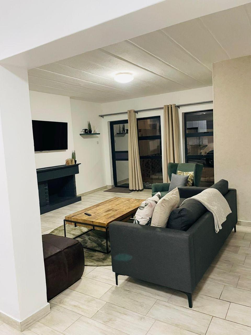 Canvas Lofts 1 – Famona modern 2-bed - 2310