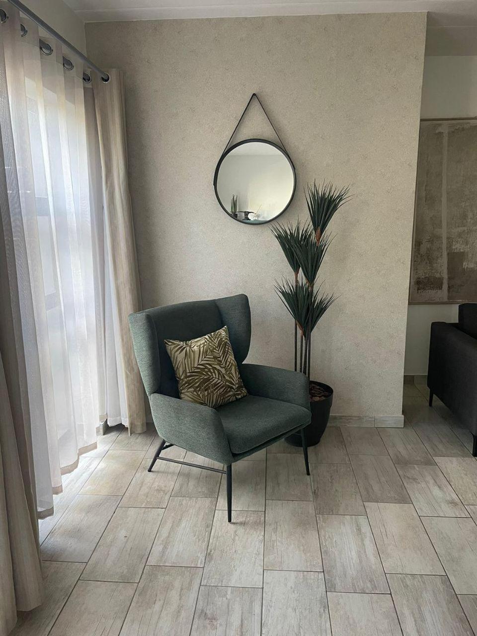 Canvas Lofts 1 – Famona modern 2-bed - 2310