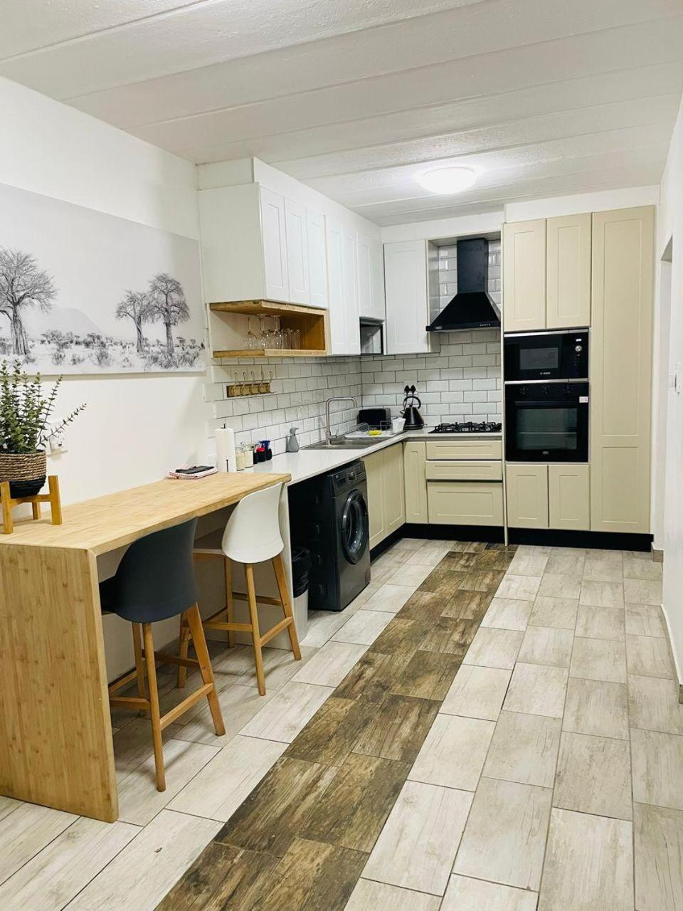 Canvas Lofts 1 – Famona modern 2-bed - 2310