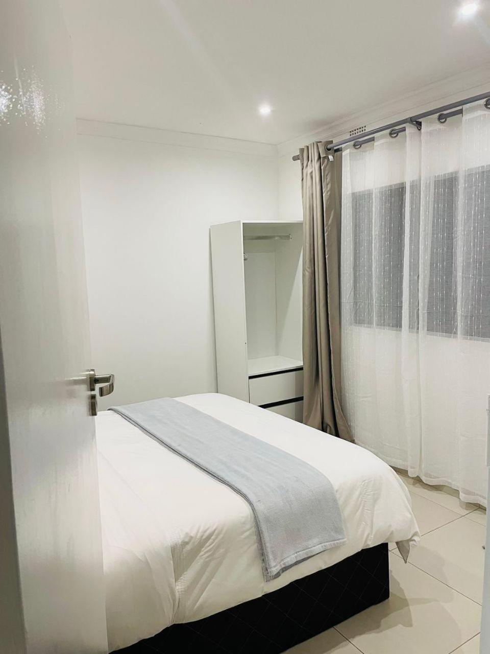 Canvas Lofts 1 – Famona modern 2-bed - 2310