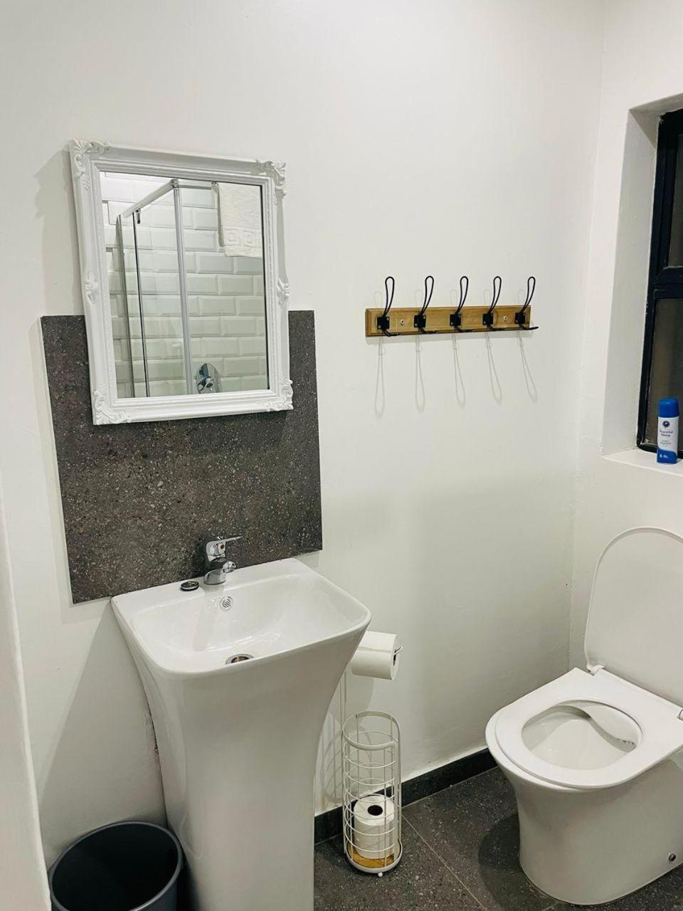 Canvas Lofts 1 – Famona modern 2-bed - 2310