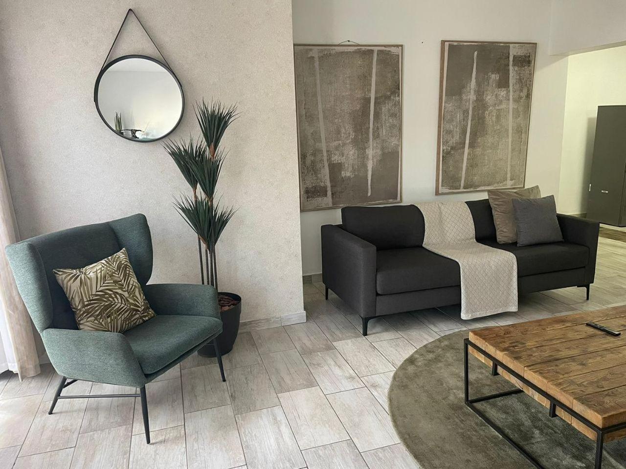 Canvas Lofts 1 – Famona modern 2-bed - 2310