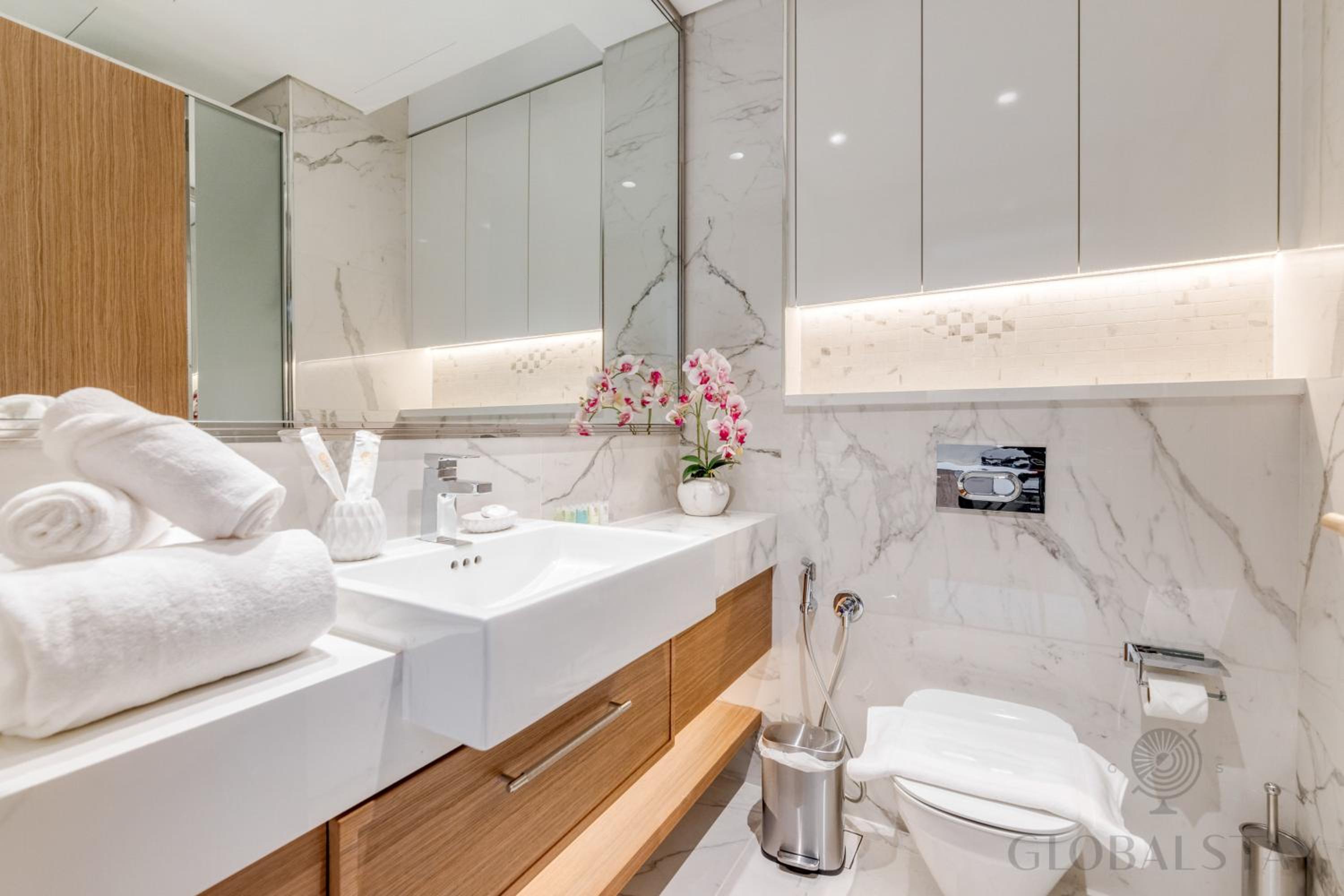 GlobalStay Azizi Riviera 67 Apartments Dubai