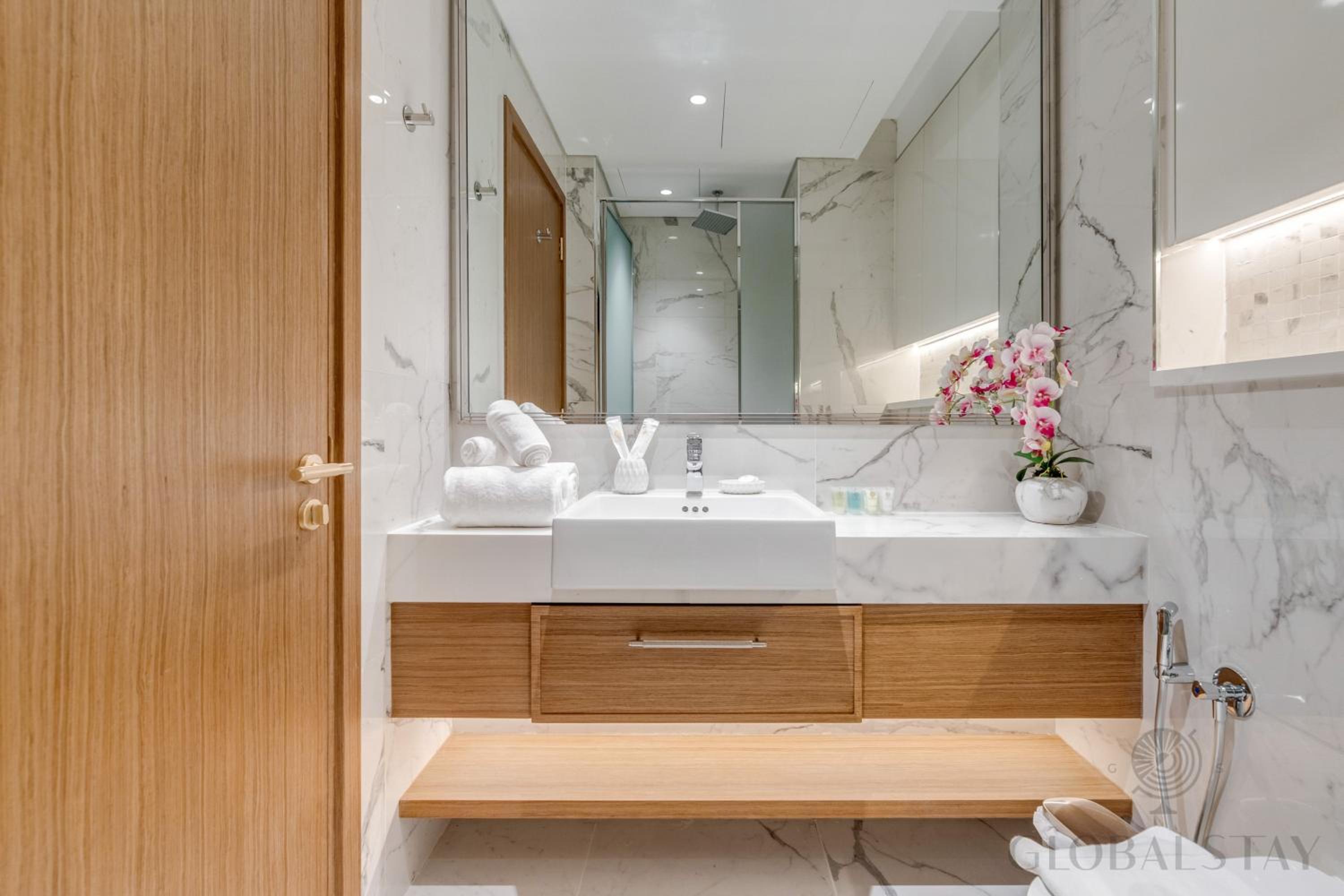 GlobalStay Azizi Riviera 67 Apartments Dubai