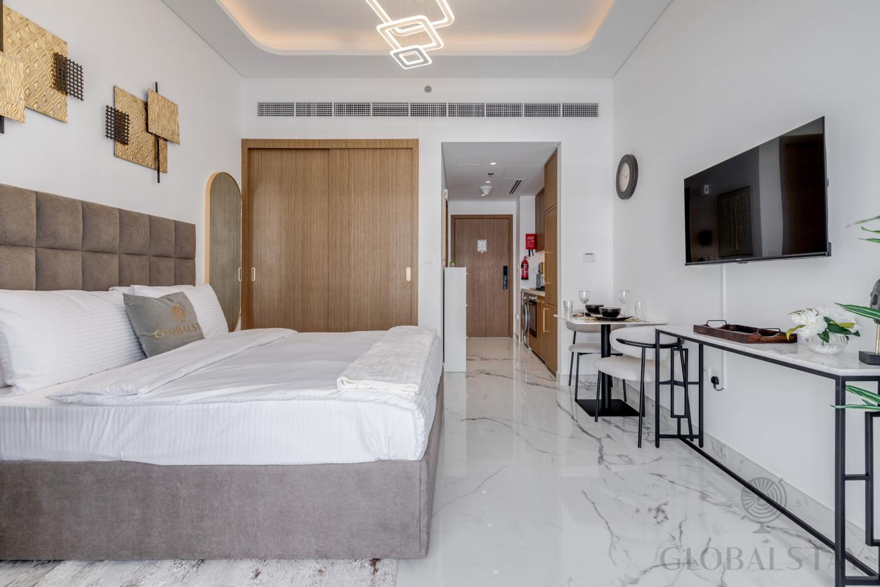 GlobalStay Azizi Riviera 67 Apartments Dubai