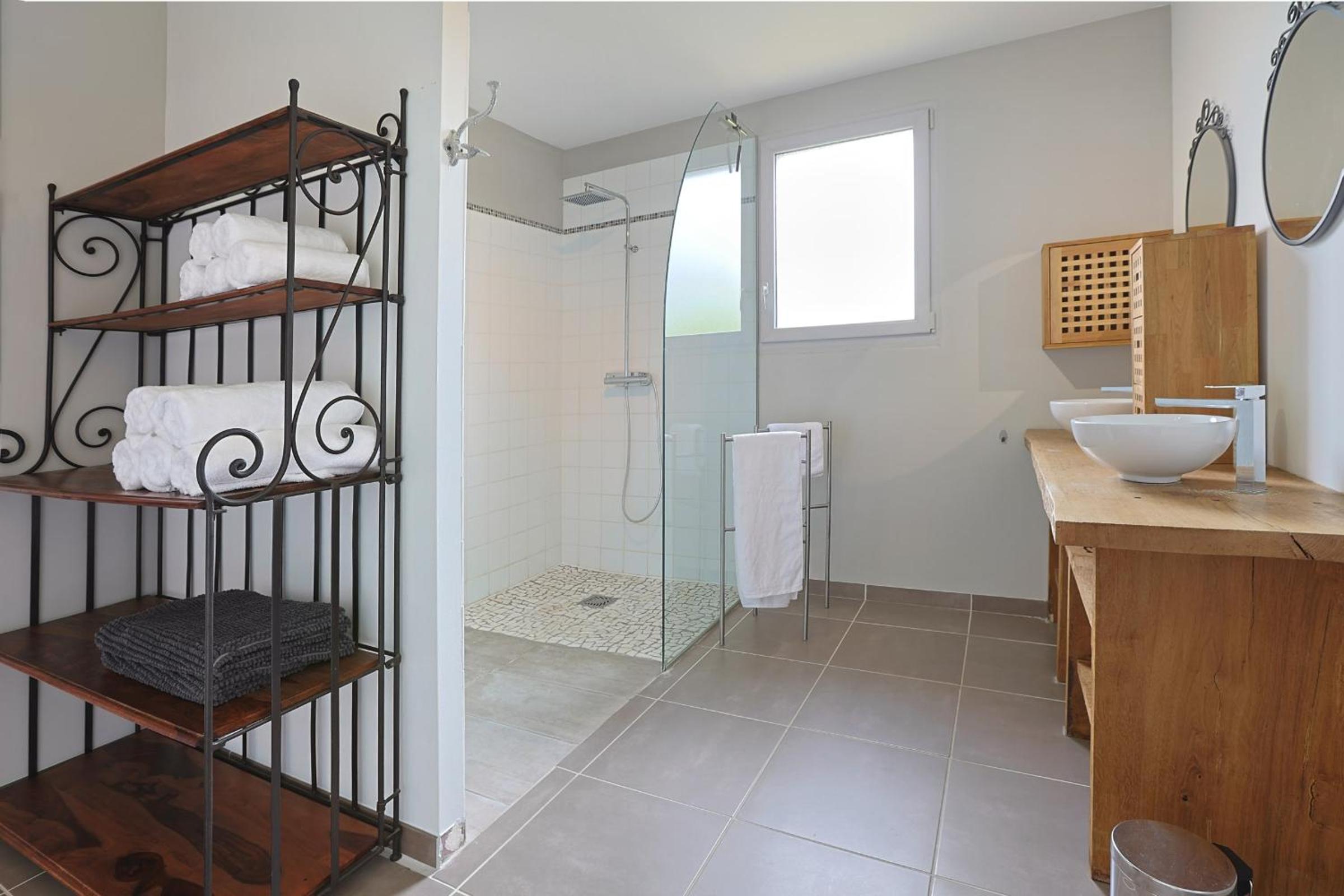 Accessible Villa with Panoramic Views