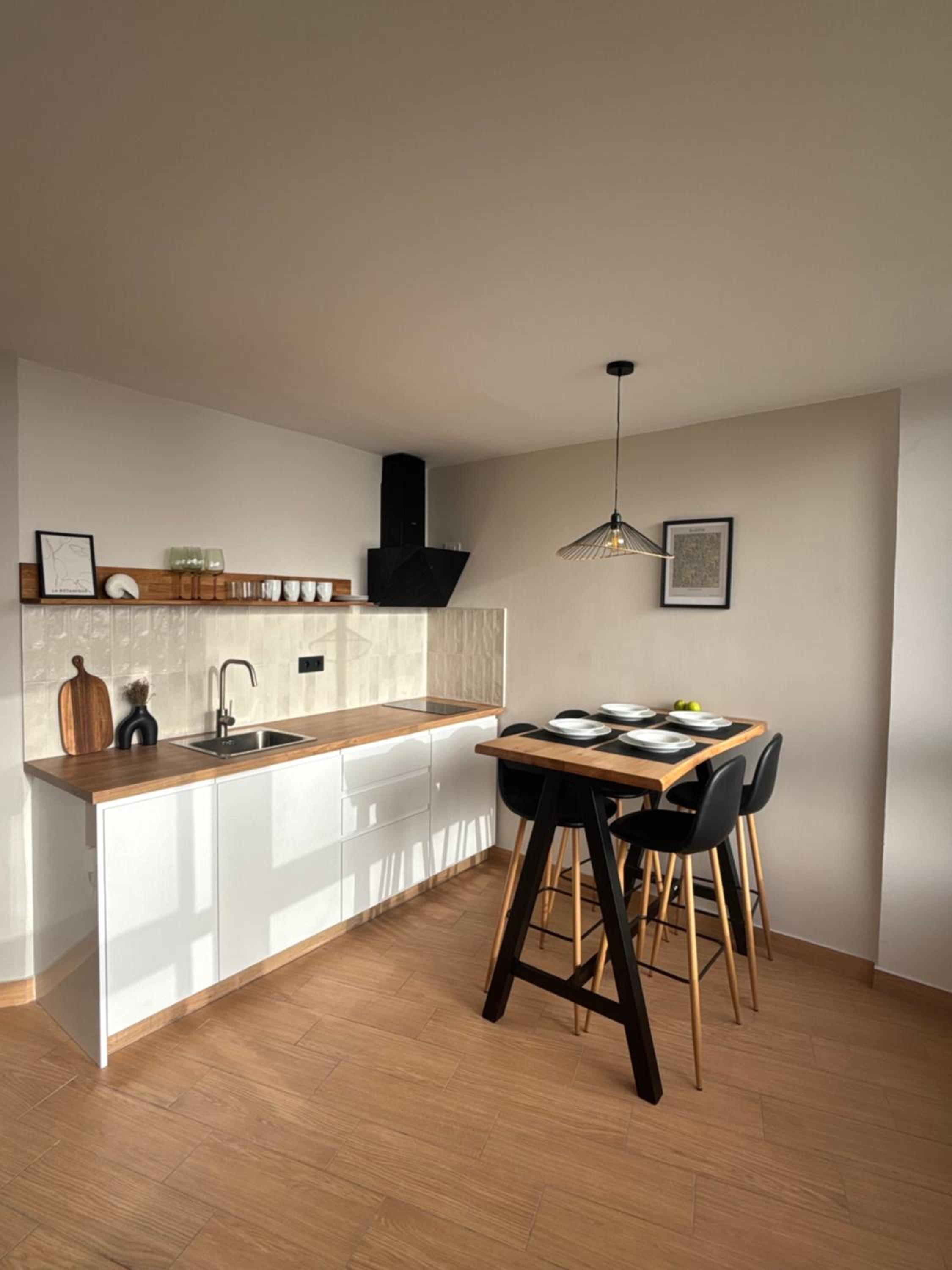 Verana House