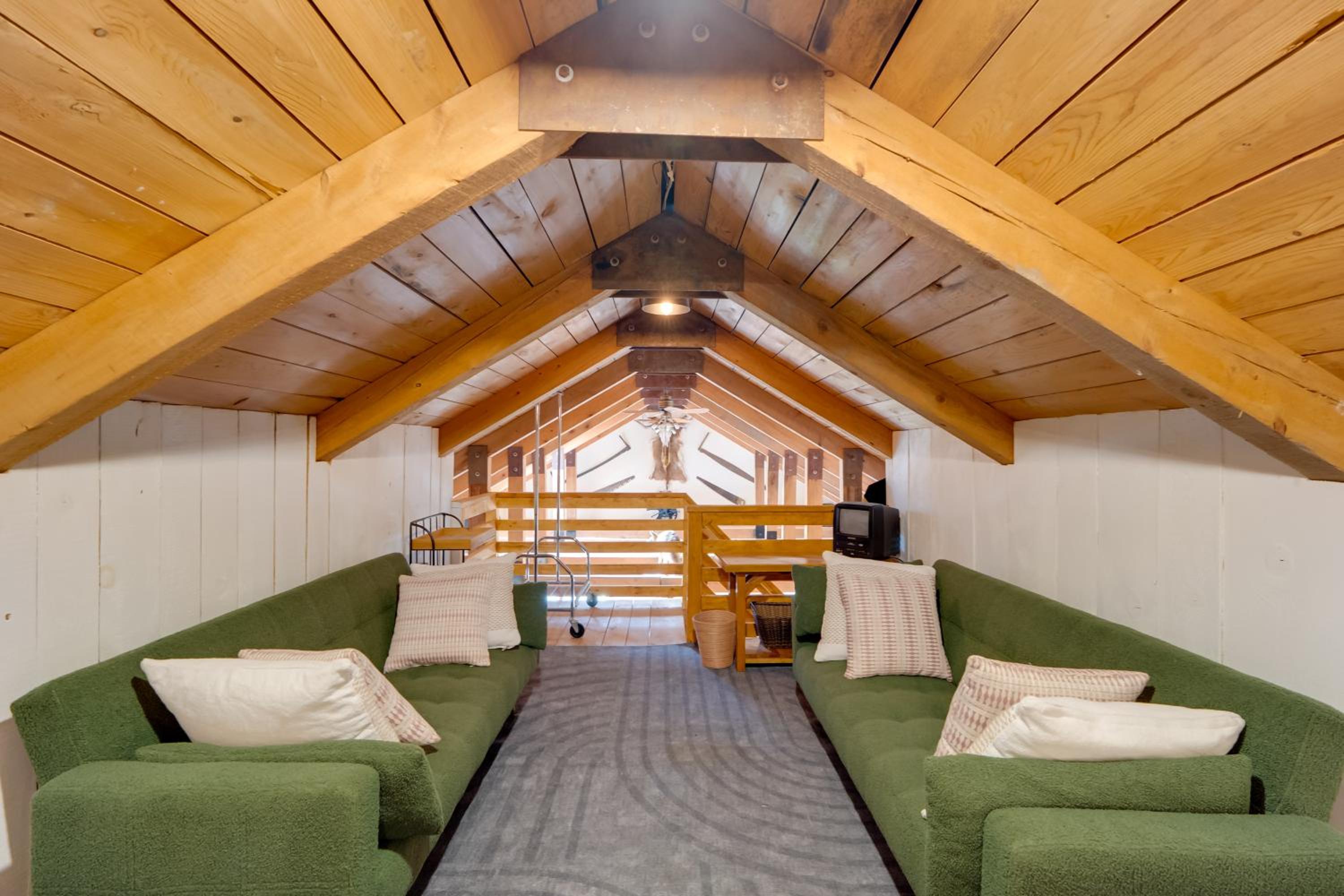 7 Mi to Bilgers Rocks Secluded 7-Acre Retreat