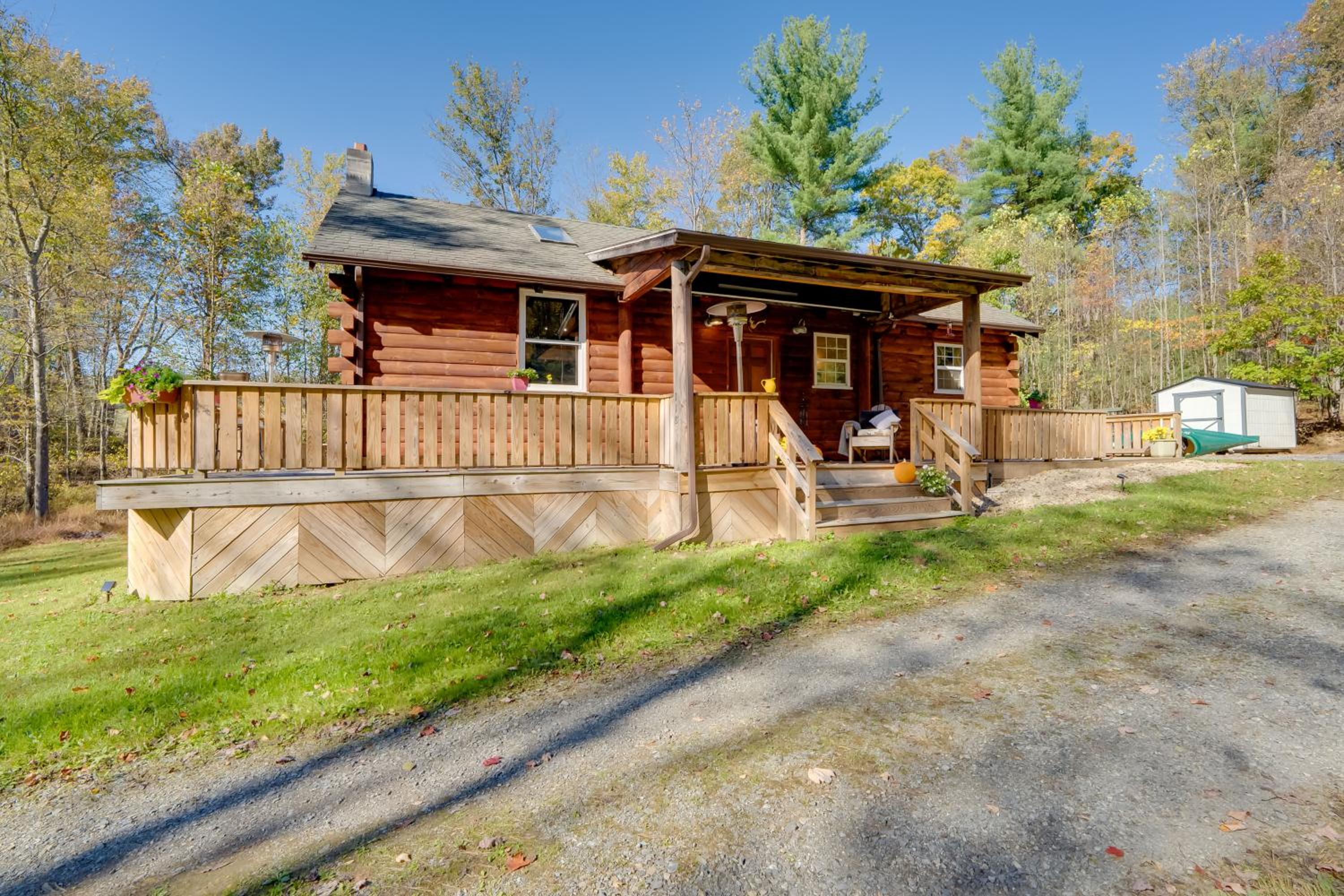 7 Mi to Bilgers Rocks Secluded 7-Acre Retreat