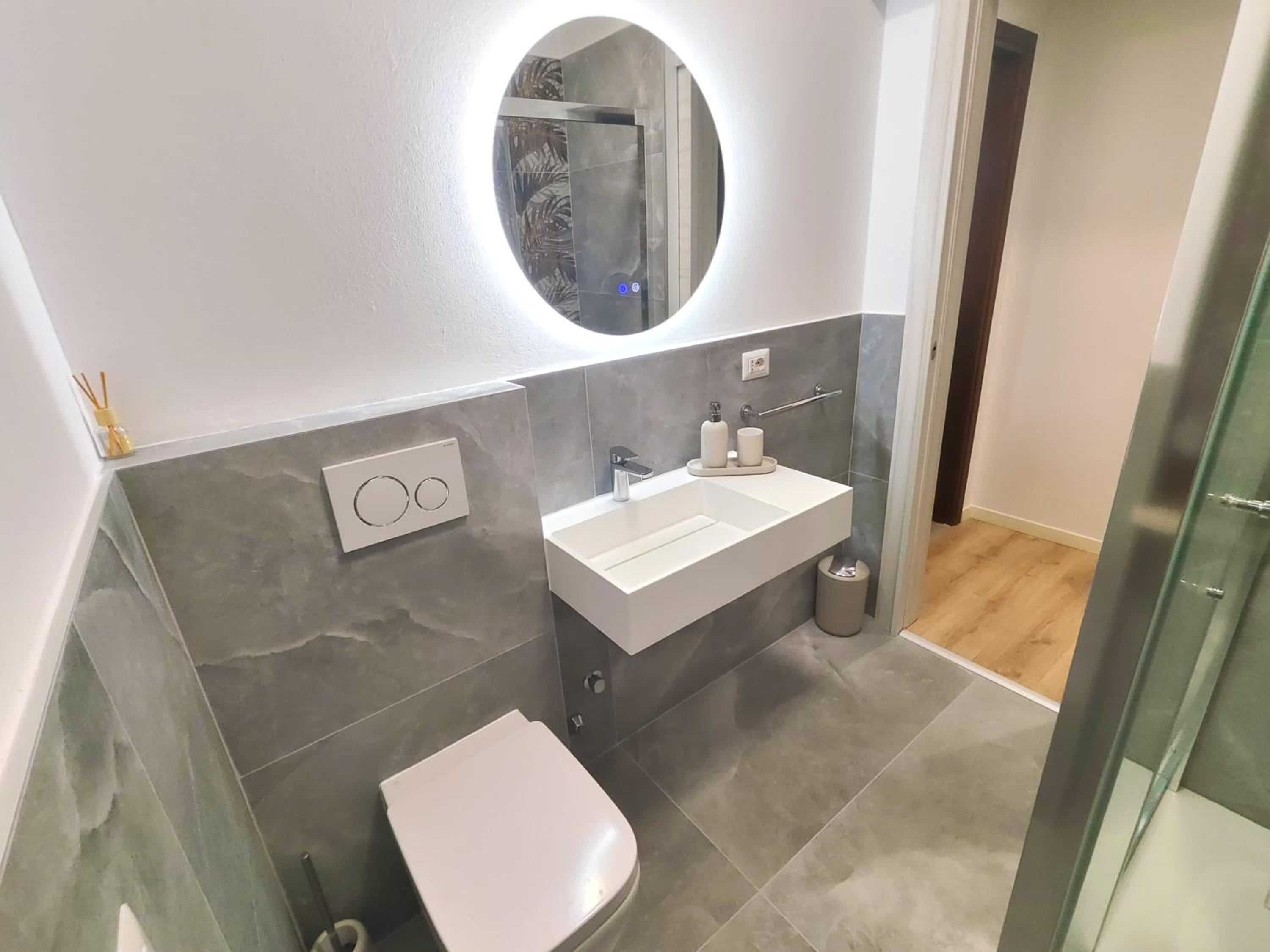 Anubi Apt-5 min dal Lago di Garda-Giardino privato