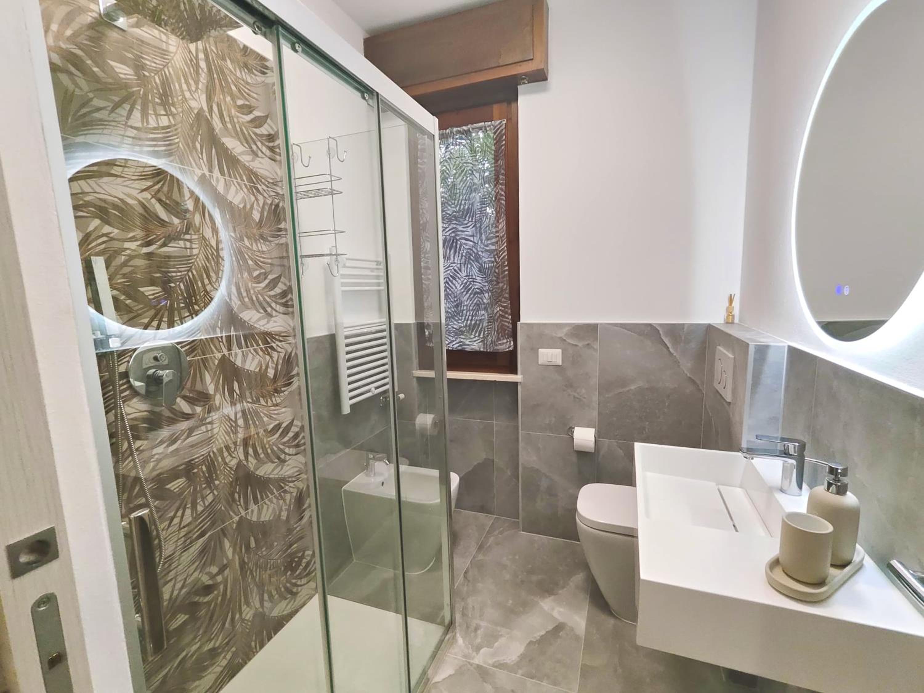 Anubi Apt-5 min dal Lago di Garda-Giardino privato