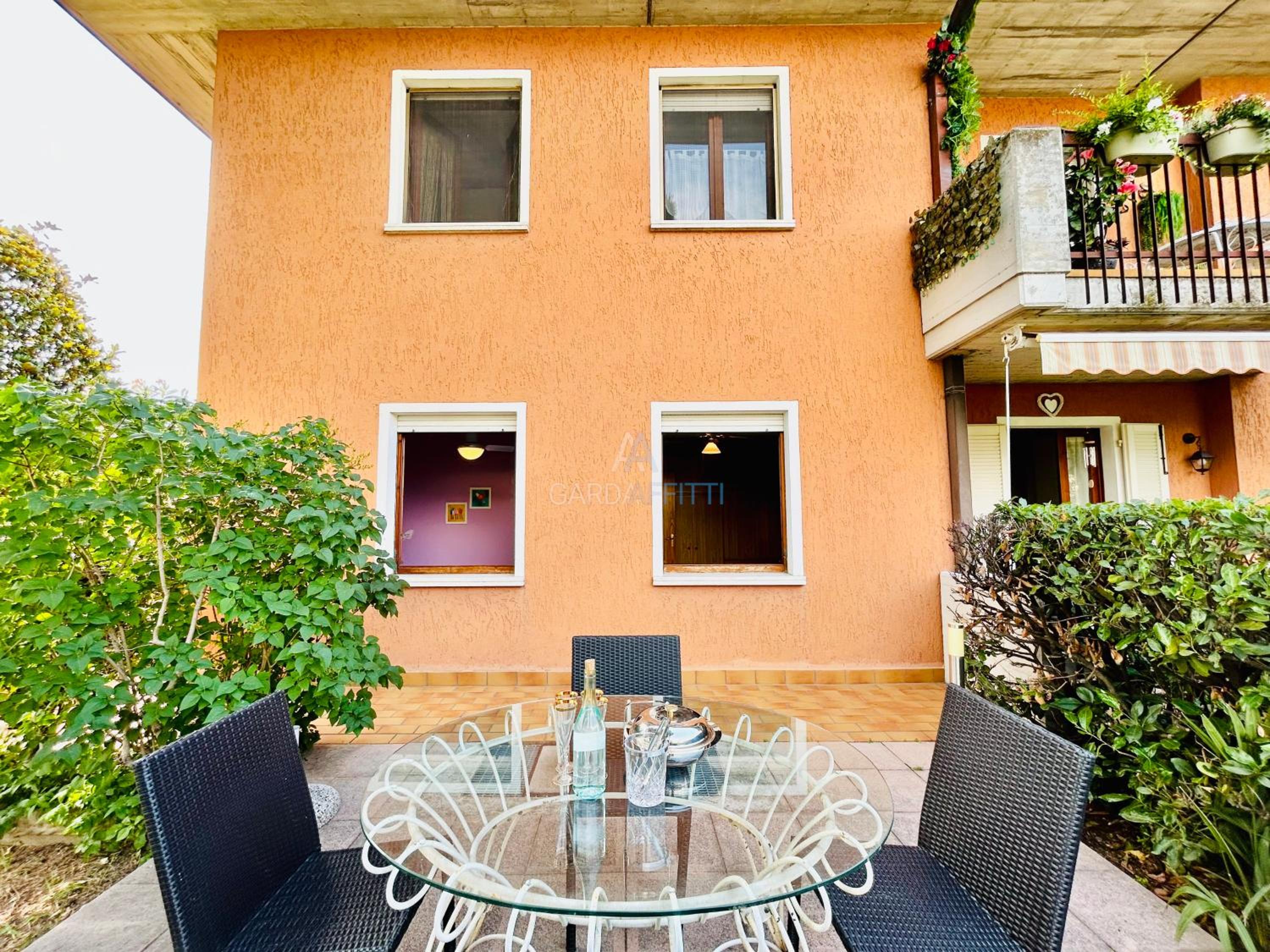 Anubi Apt-5 min dal Lago di Garda-Giardino privato