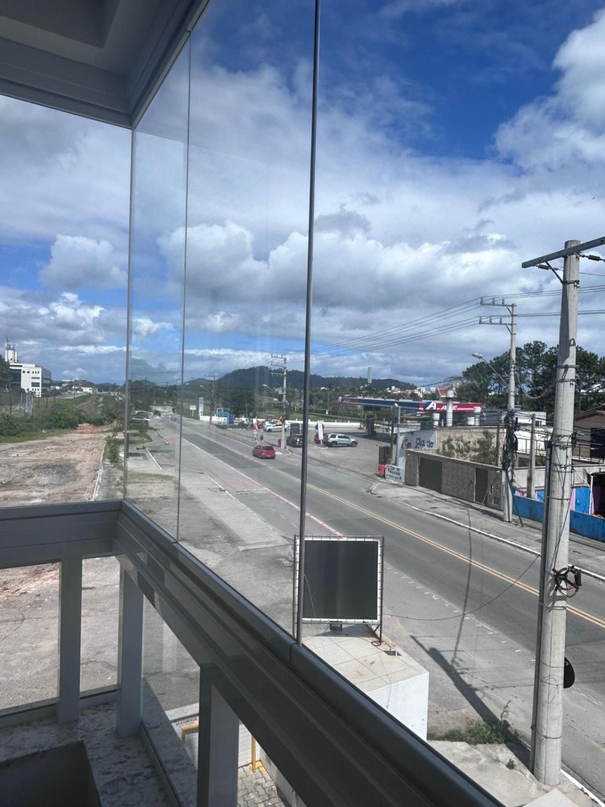 Espaço Malanje - AP Novinho 400m do mar - Florianopolis