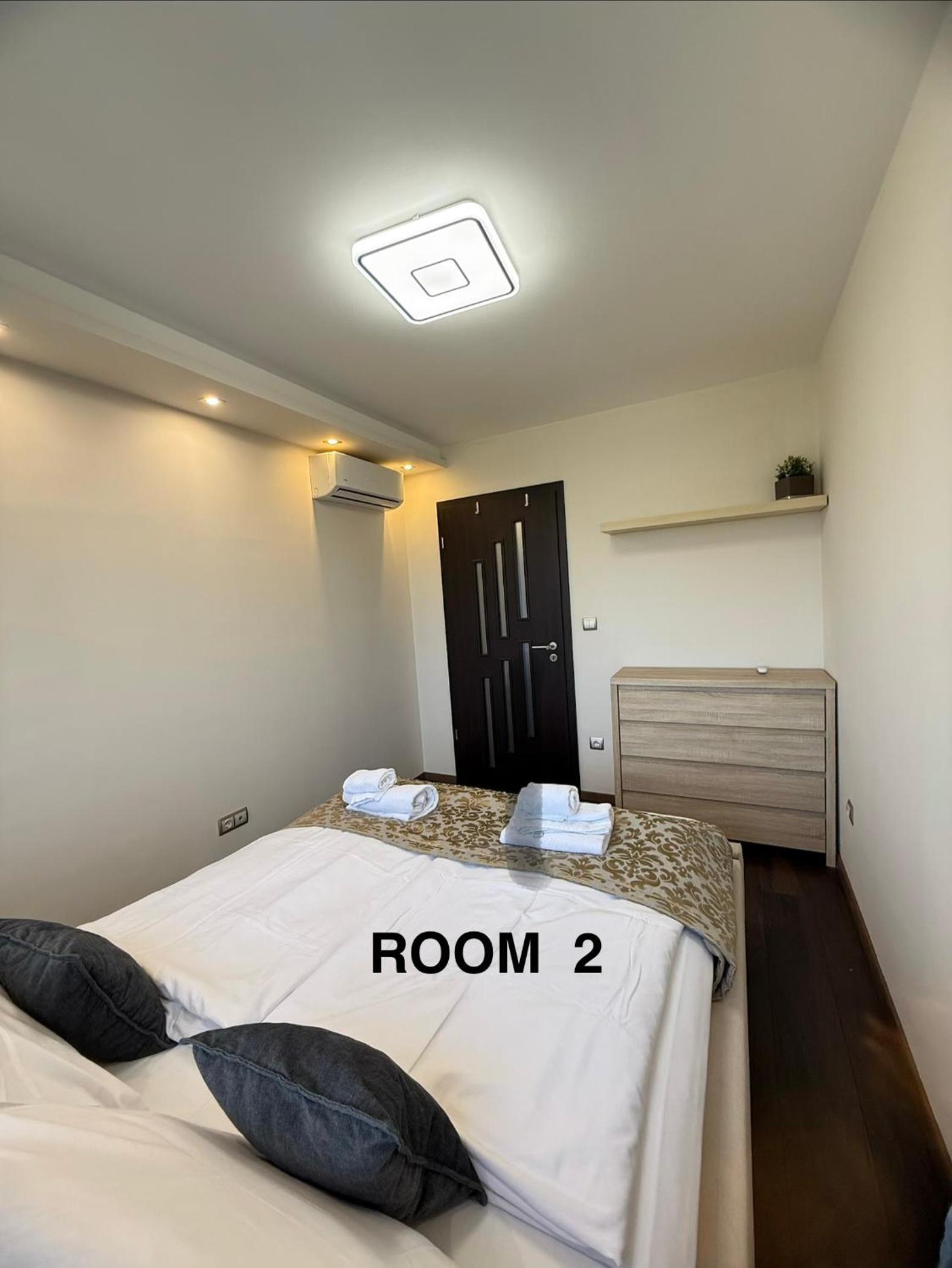 Local-Lux Premium Apartment- 2 Bedrooms Balcony -2 Private Parking