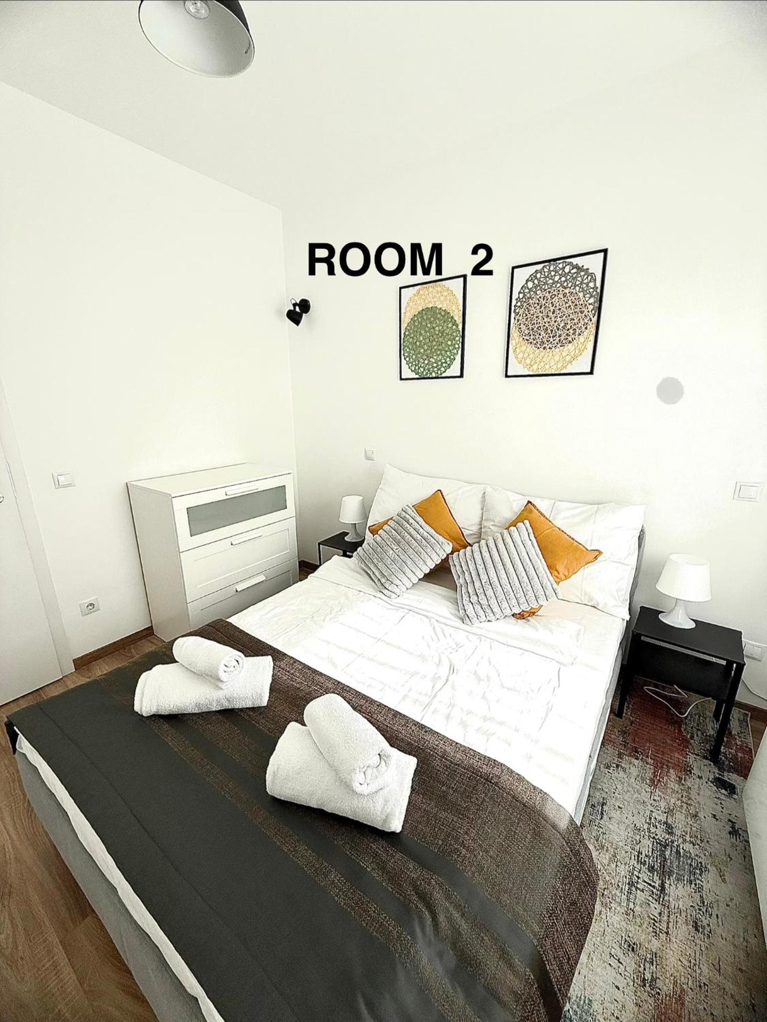 Local-Lux Apartment F3 - Private Parking & Balcony