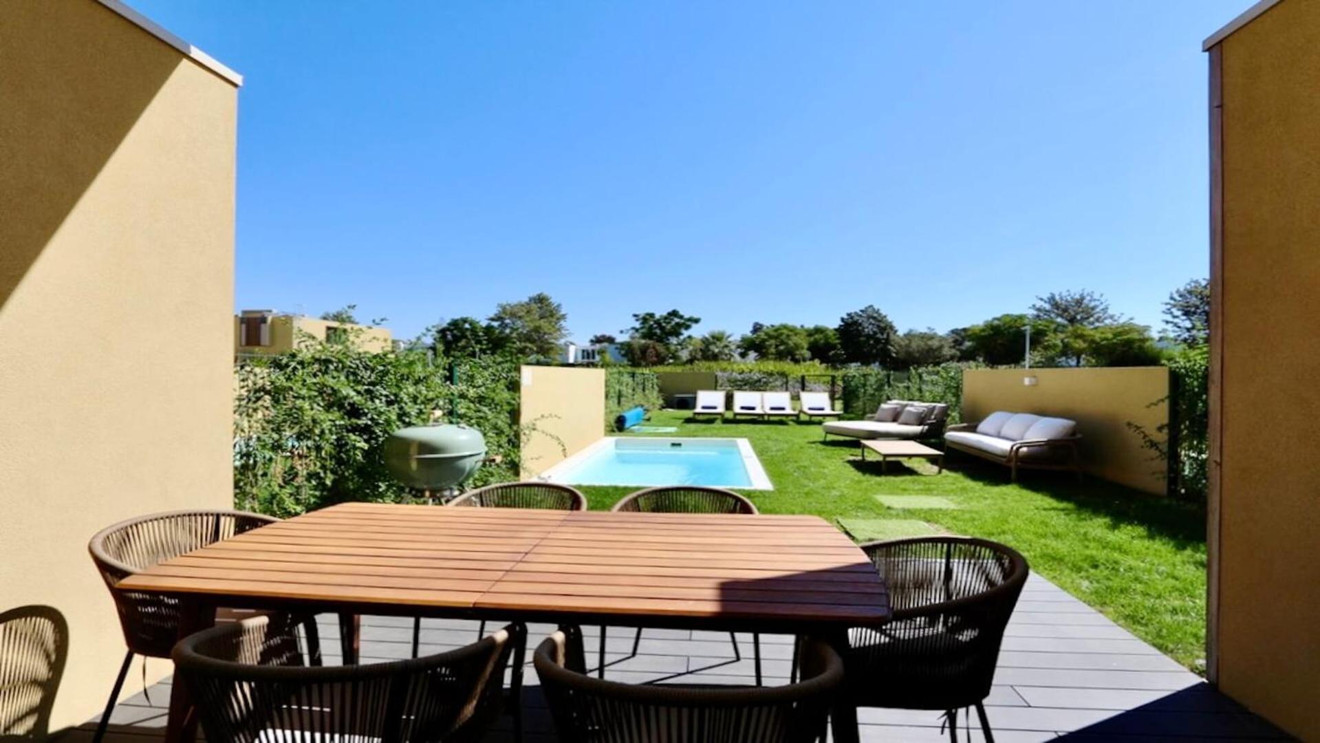 Casa Bougainvillea by CleverDetails, private pool 