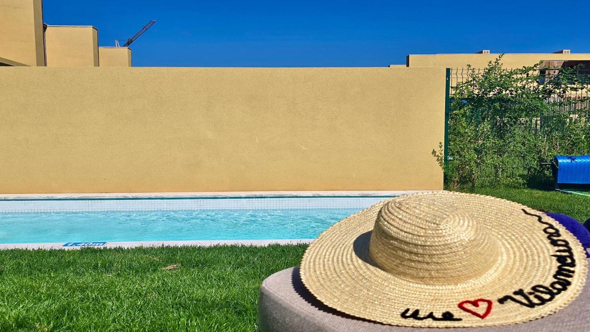 Casa Bougainvillea by CleverDetails, private pool 