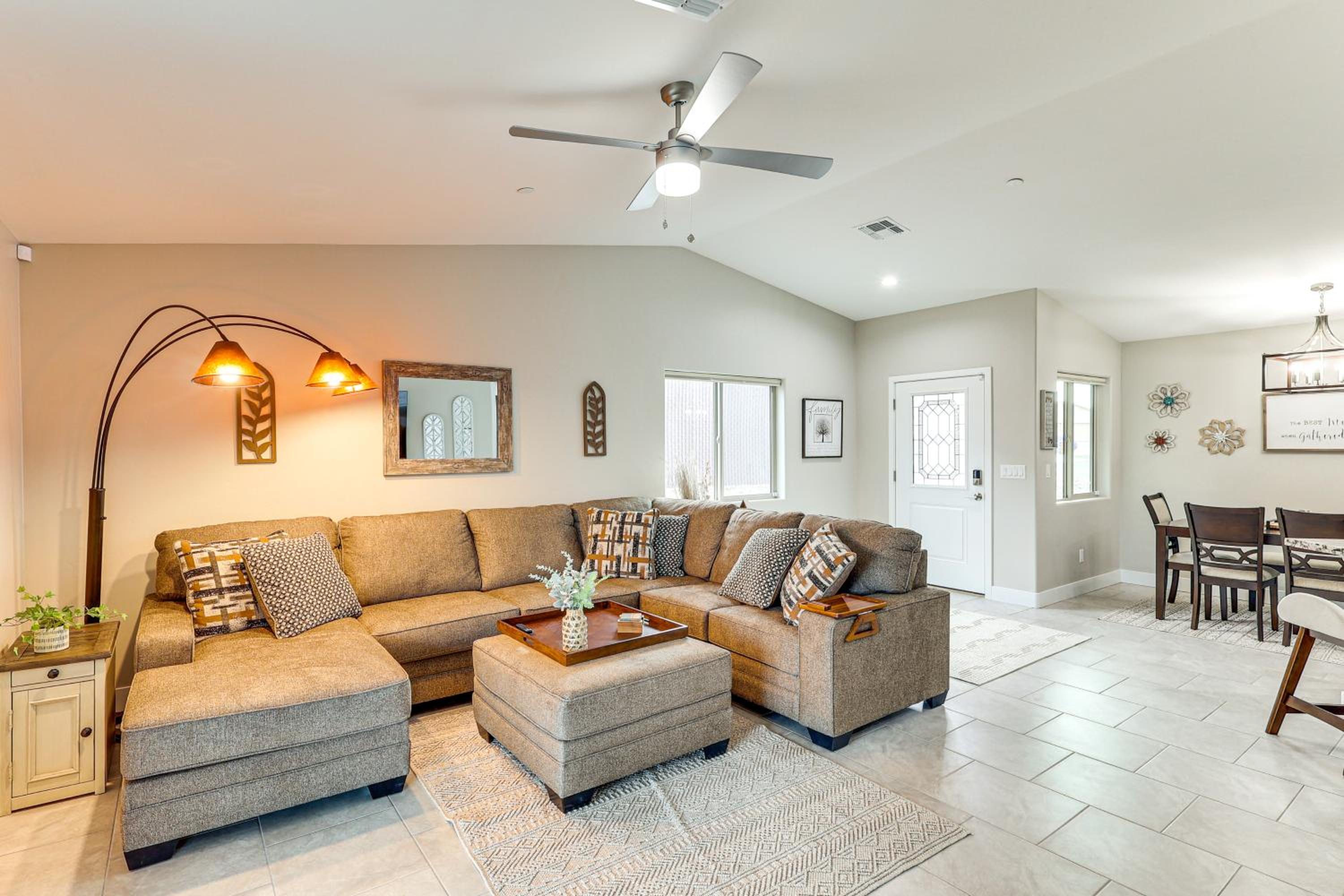 Havasu Palisades! Home with Pet-Friendly Yard