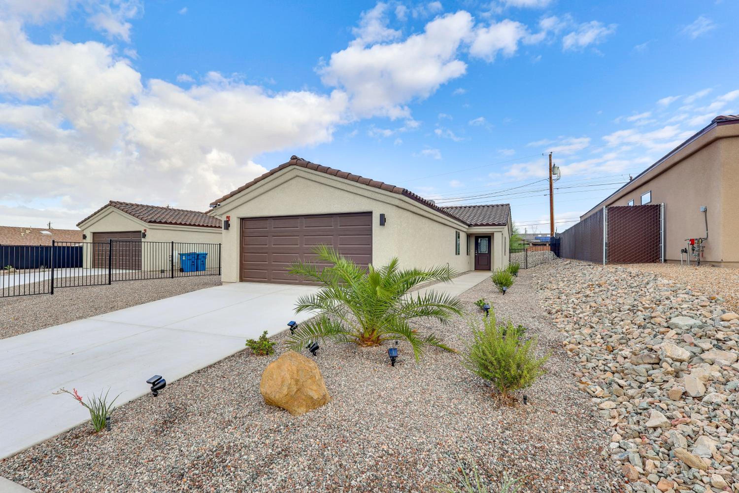 Havasu Palisades! Home with Pet-Friendly Yard