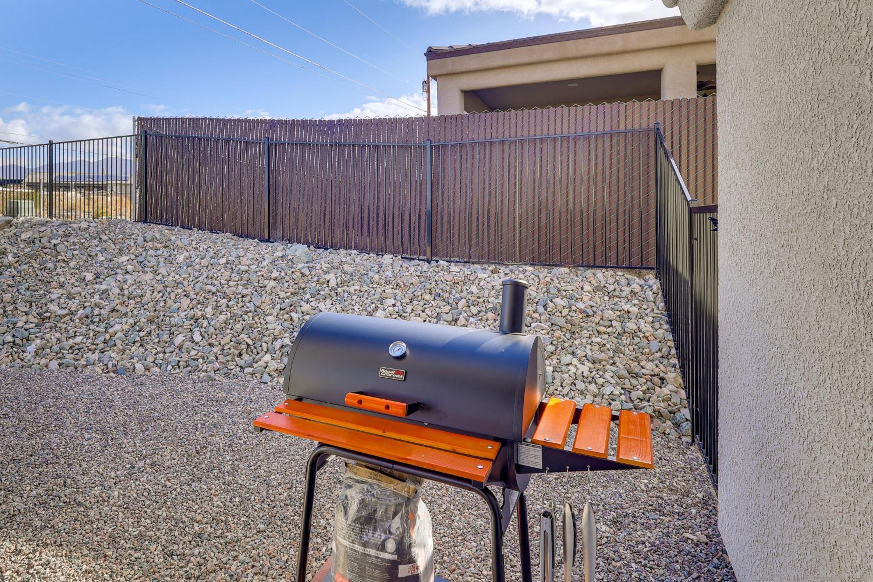 Havasu Palisades! Home with Pet-Friendly Yard