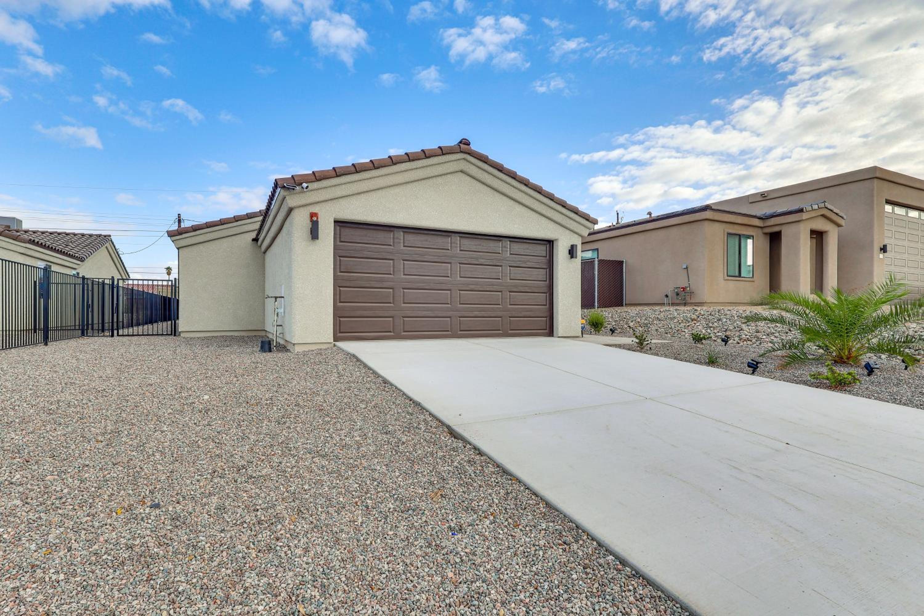 Havasu Palisades! Home with Pet-Friendly Yard
