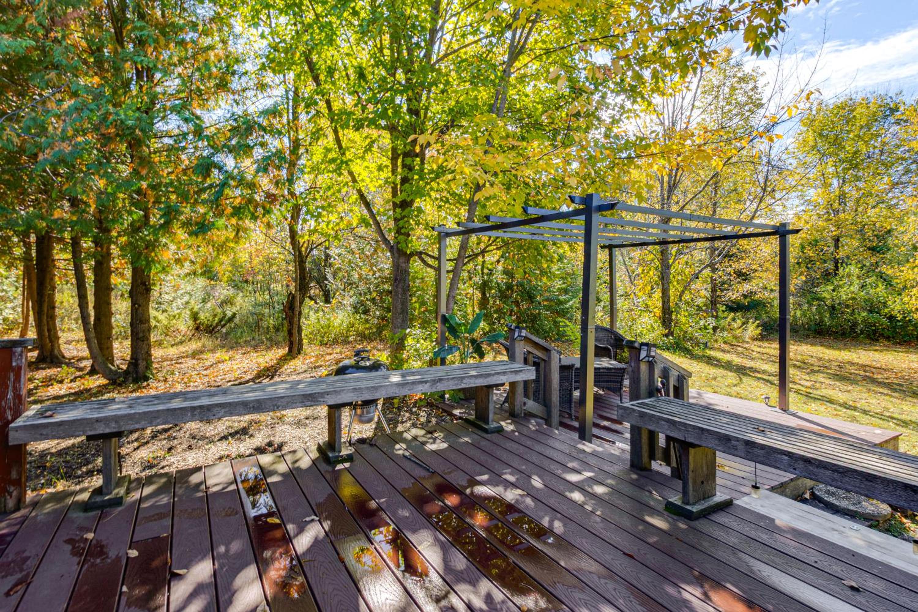 Stars and Sunsets! Door Peninsula Retreat with Deck