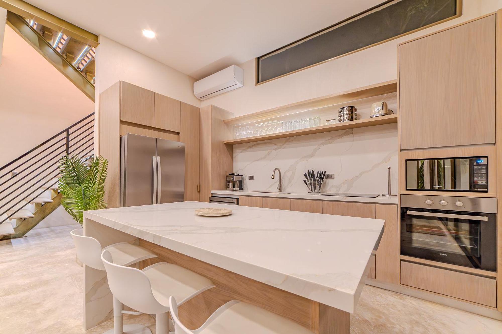 Villa Tulipan Modern 4 bedroom 4 bathroom and private pool