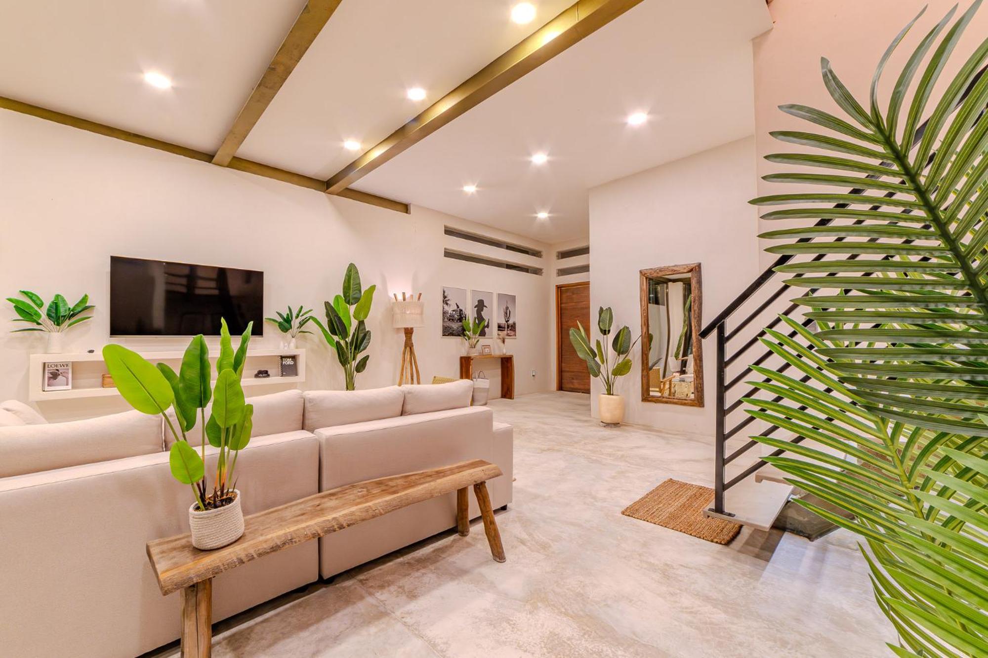 Villa Tulipan Modern 4 bedroom 4 bathroom and private pool