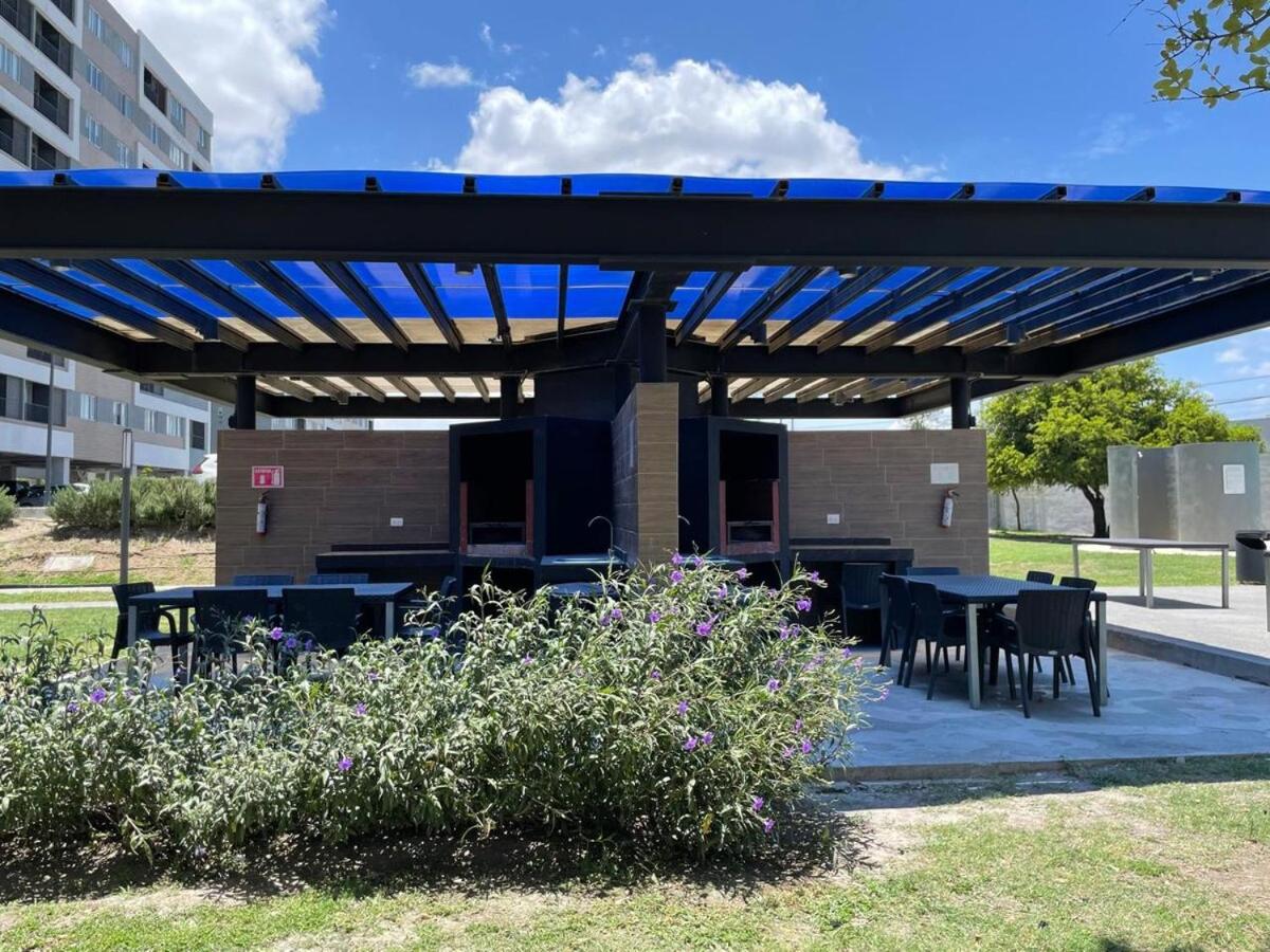 Depa con Cocina, Sala, Comedor y Alberca
